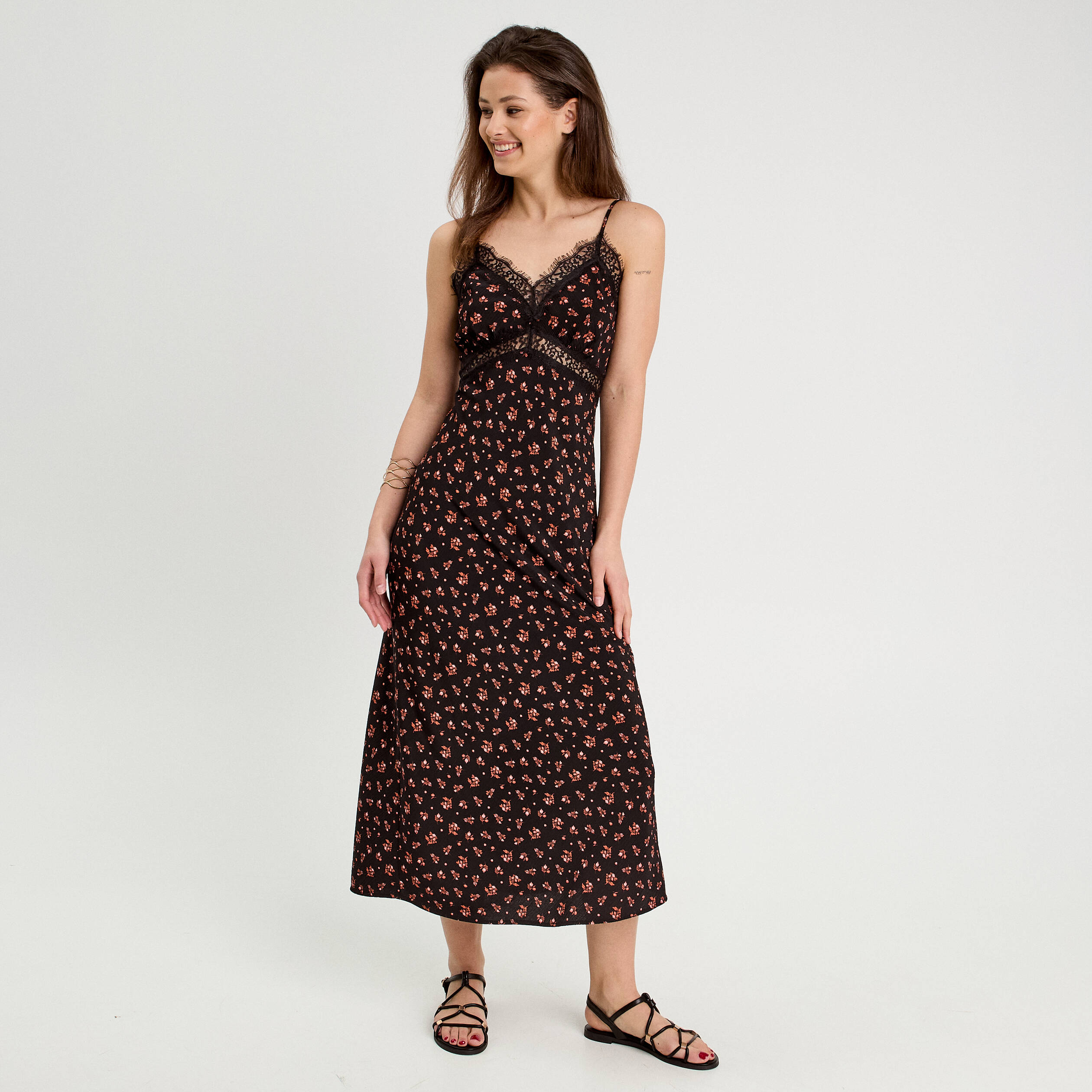 Robe longue droite bretelles noir femme