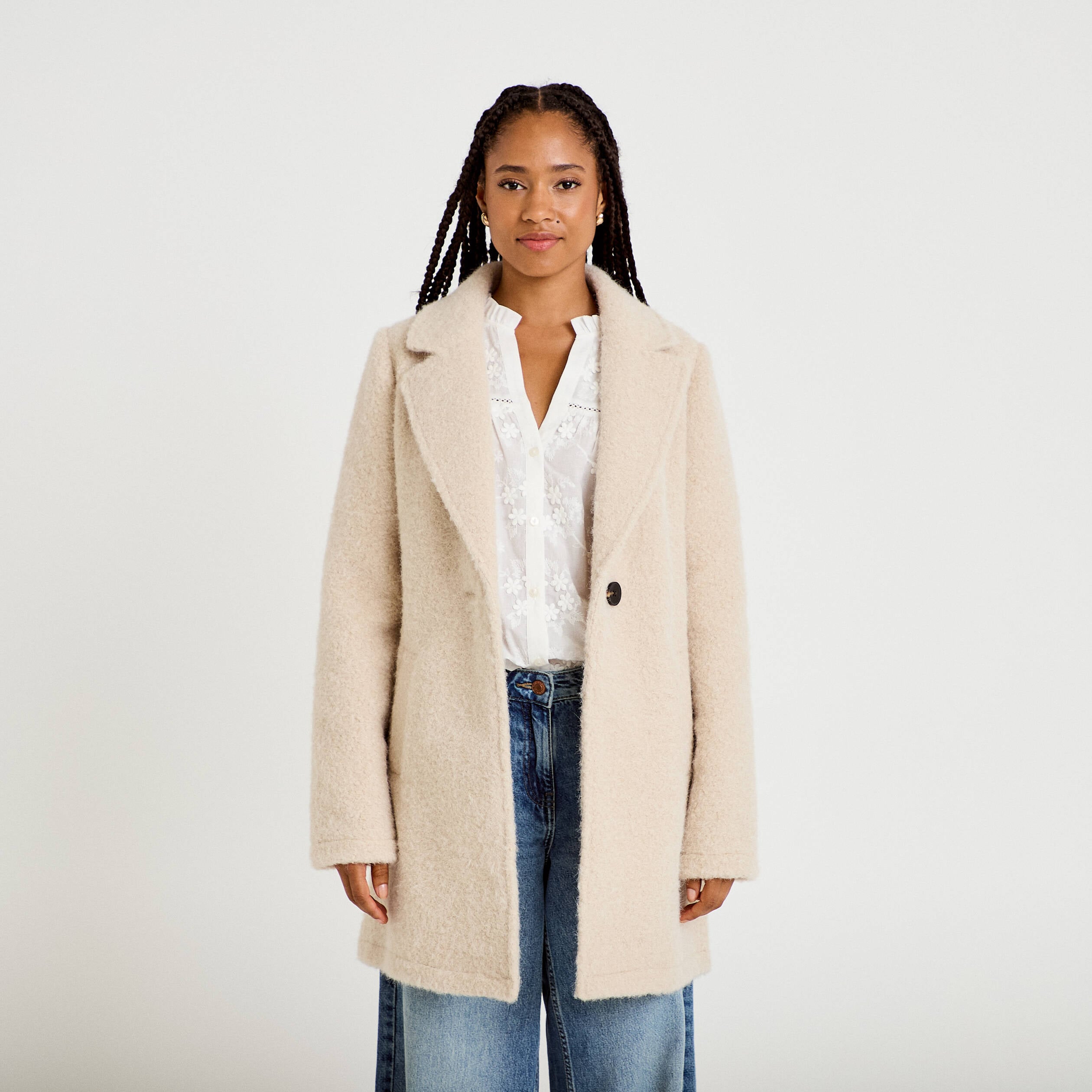 Manteau droit mi-long bouclettes beige femme