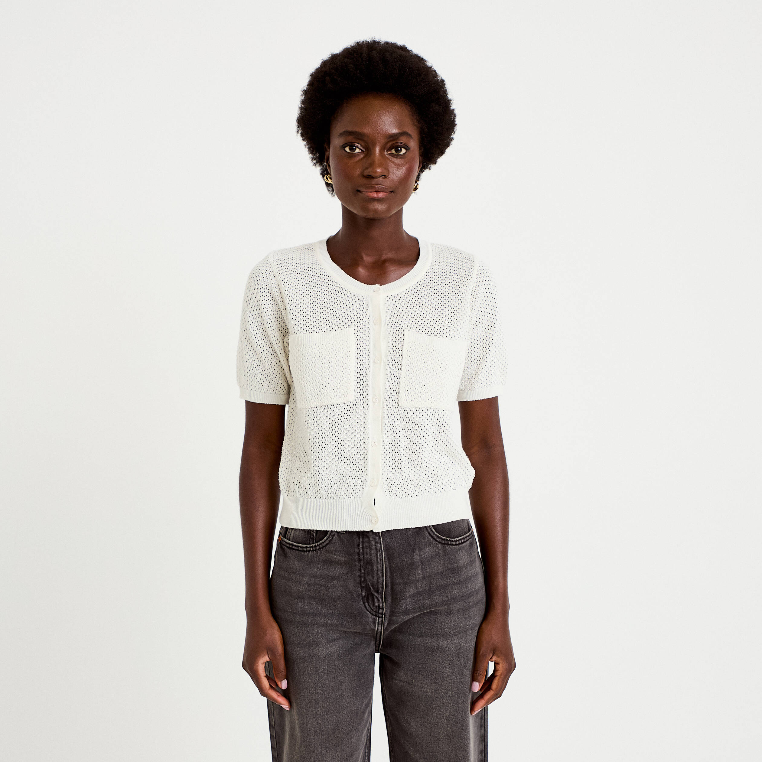 Gilet ajour&eacute; col rond manches courtes ecru femme