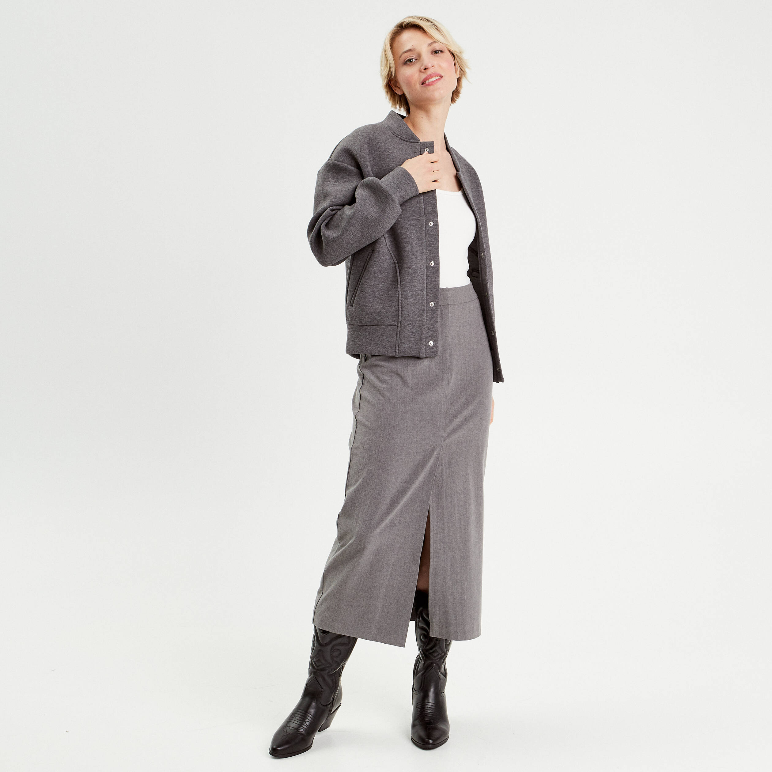 jupe midi droite fendue gris fonce femme Jupe midi droite fendue gris foncé femme