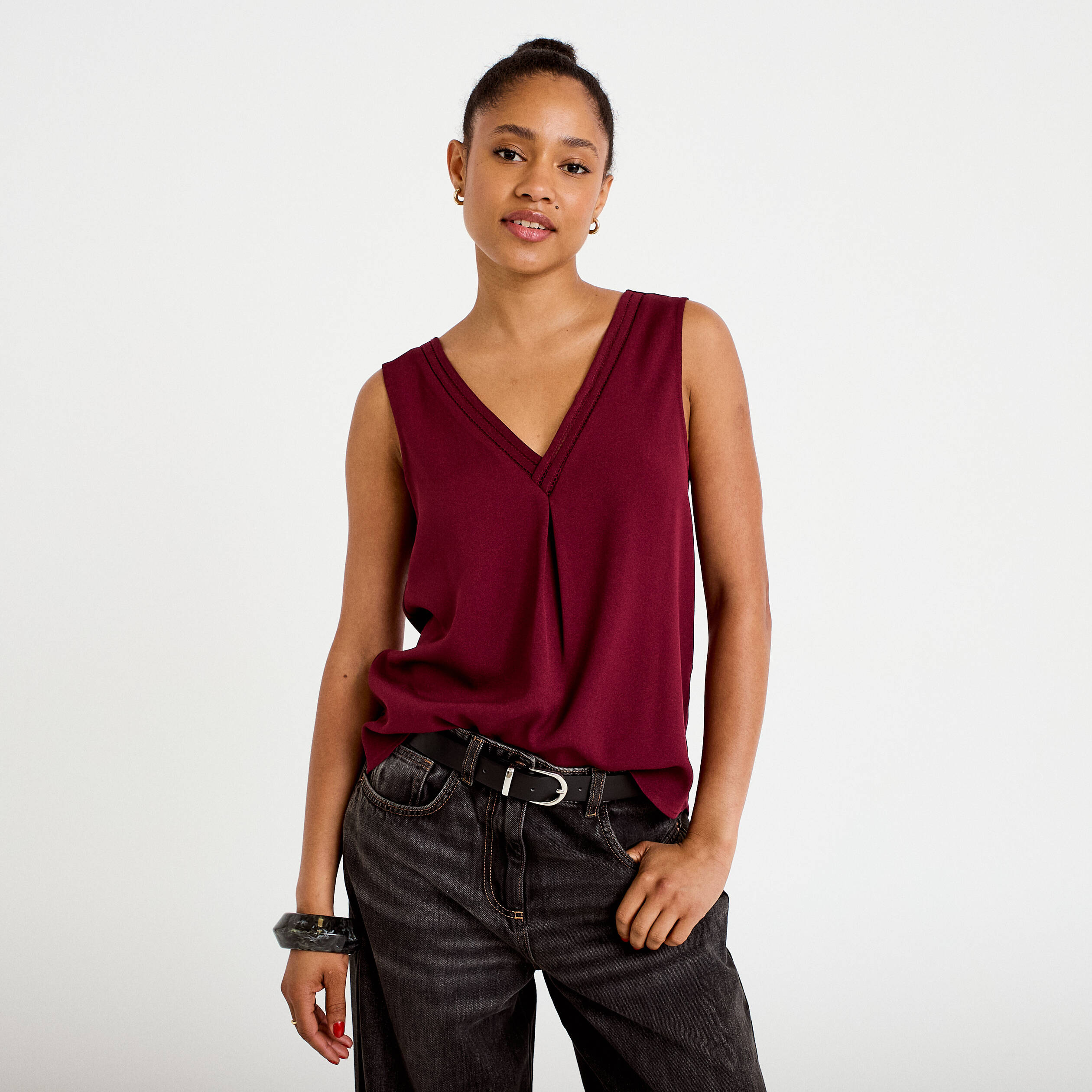 D&eacute;bardeur sans manches bordeaux femme