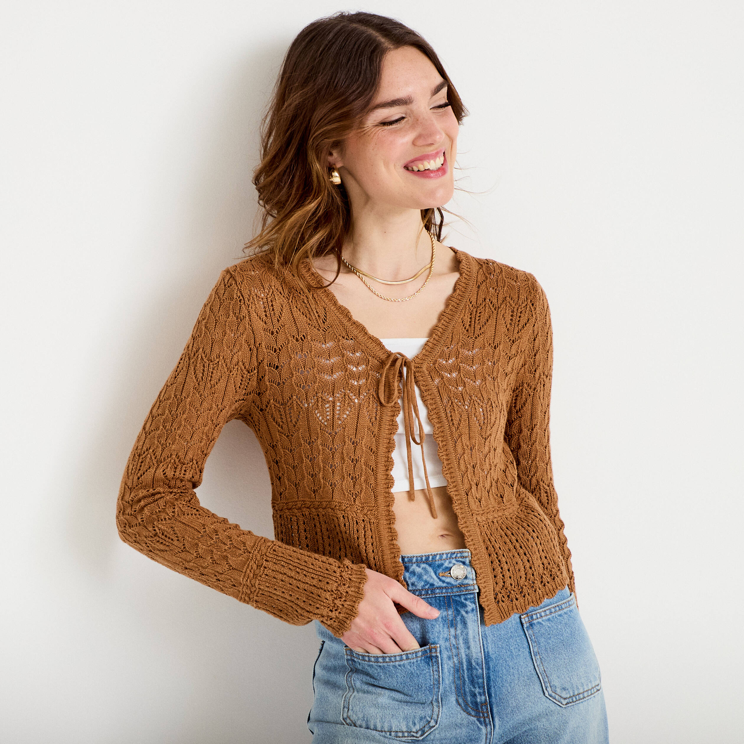 Gilet ajour&eacute; cintr&eacute; manches longues beige femme