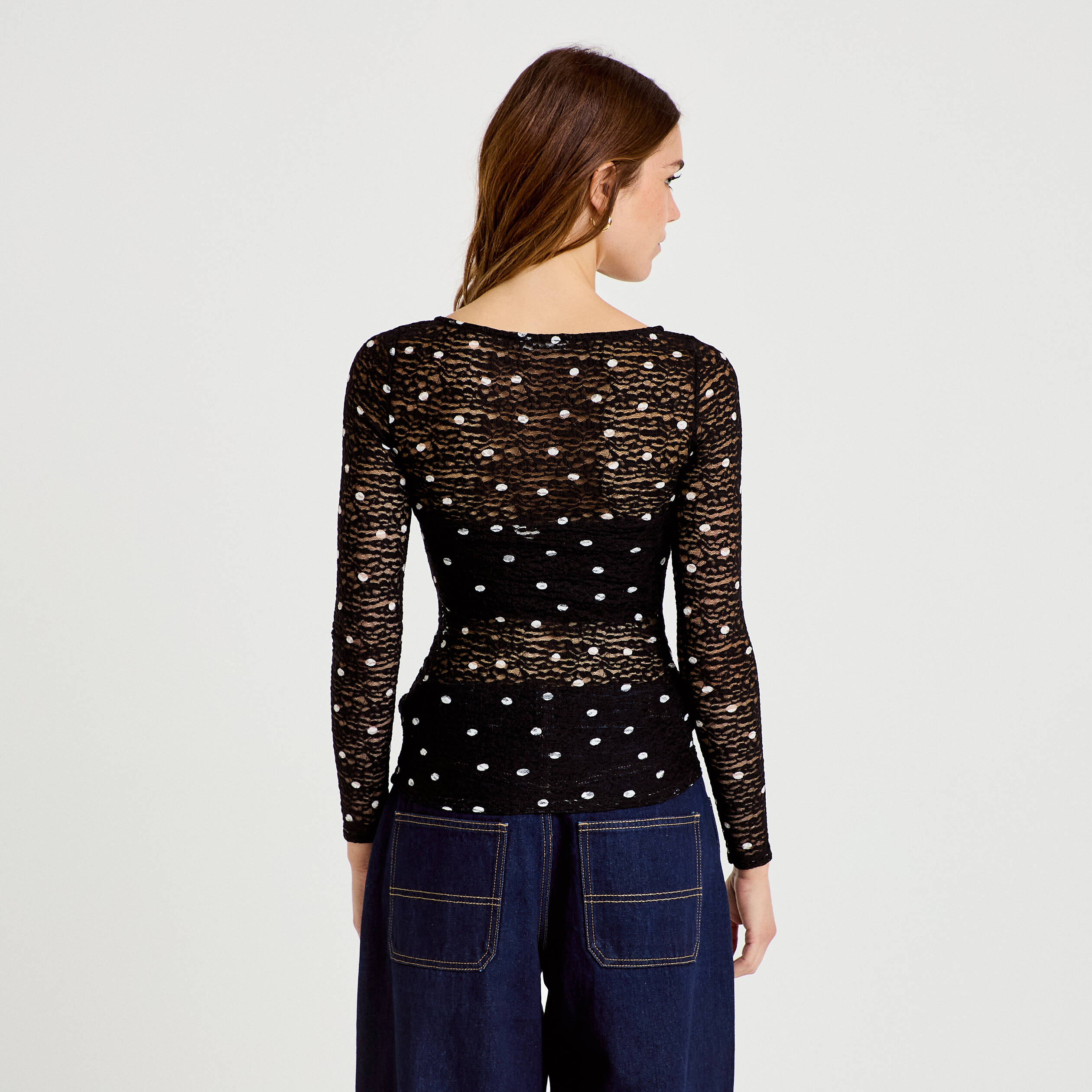 Top dentelle pliss&eacute; col bateau noir femme