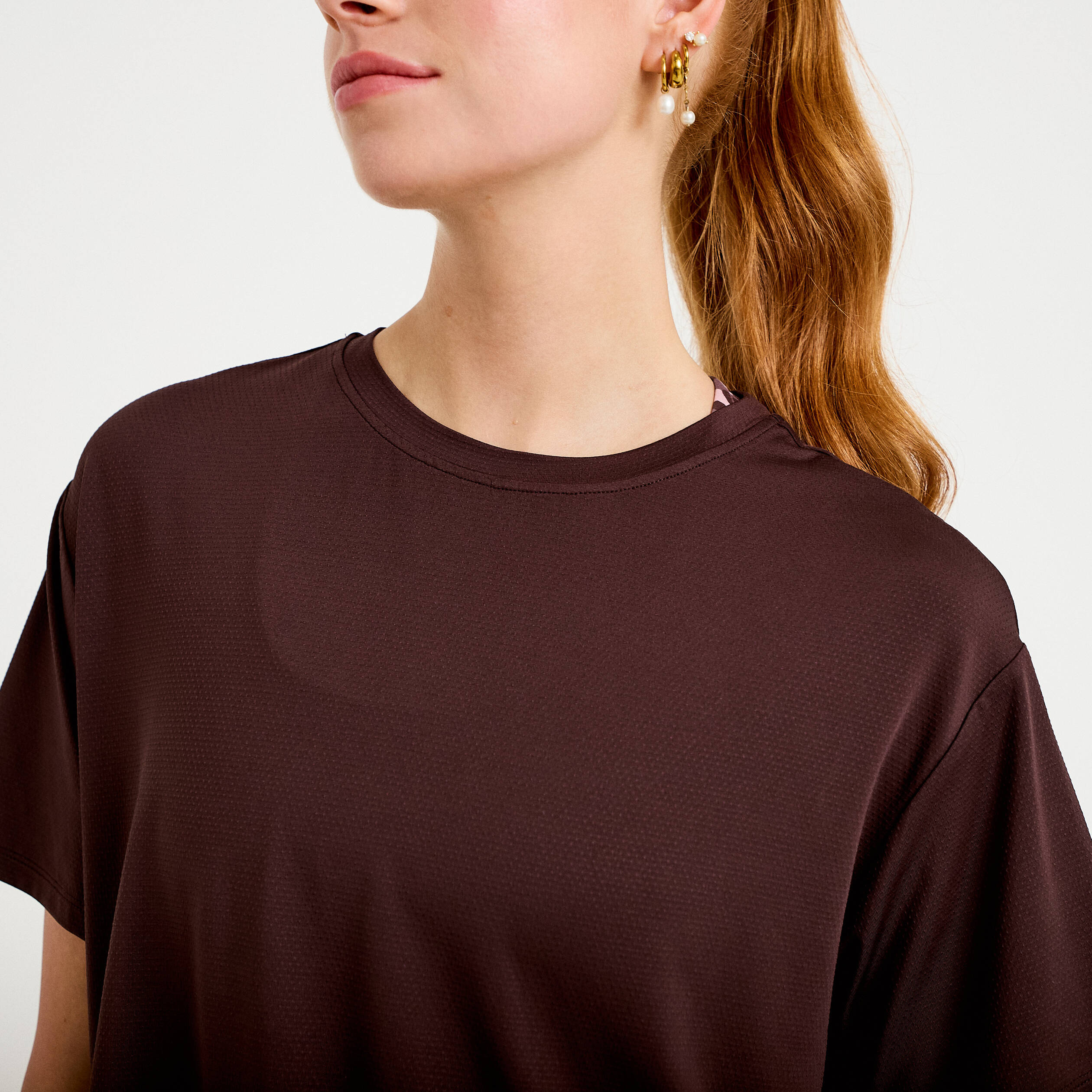 T-shirt col rond manches courtes marron fonc&eacute; femme