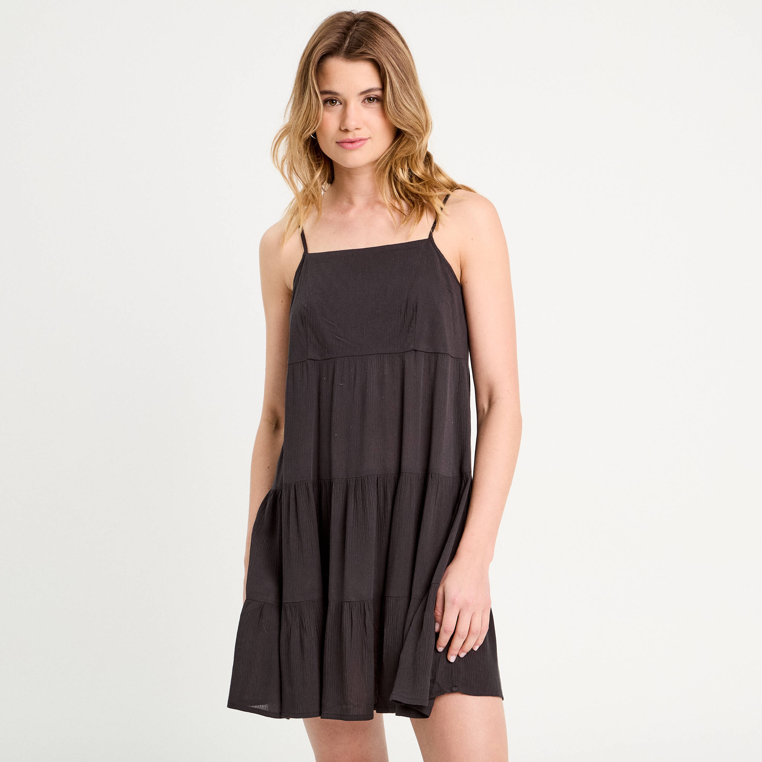 robe evasee bretelles noir femme Robe évasée bretelles noir femme