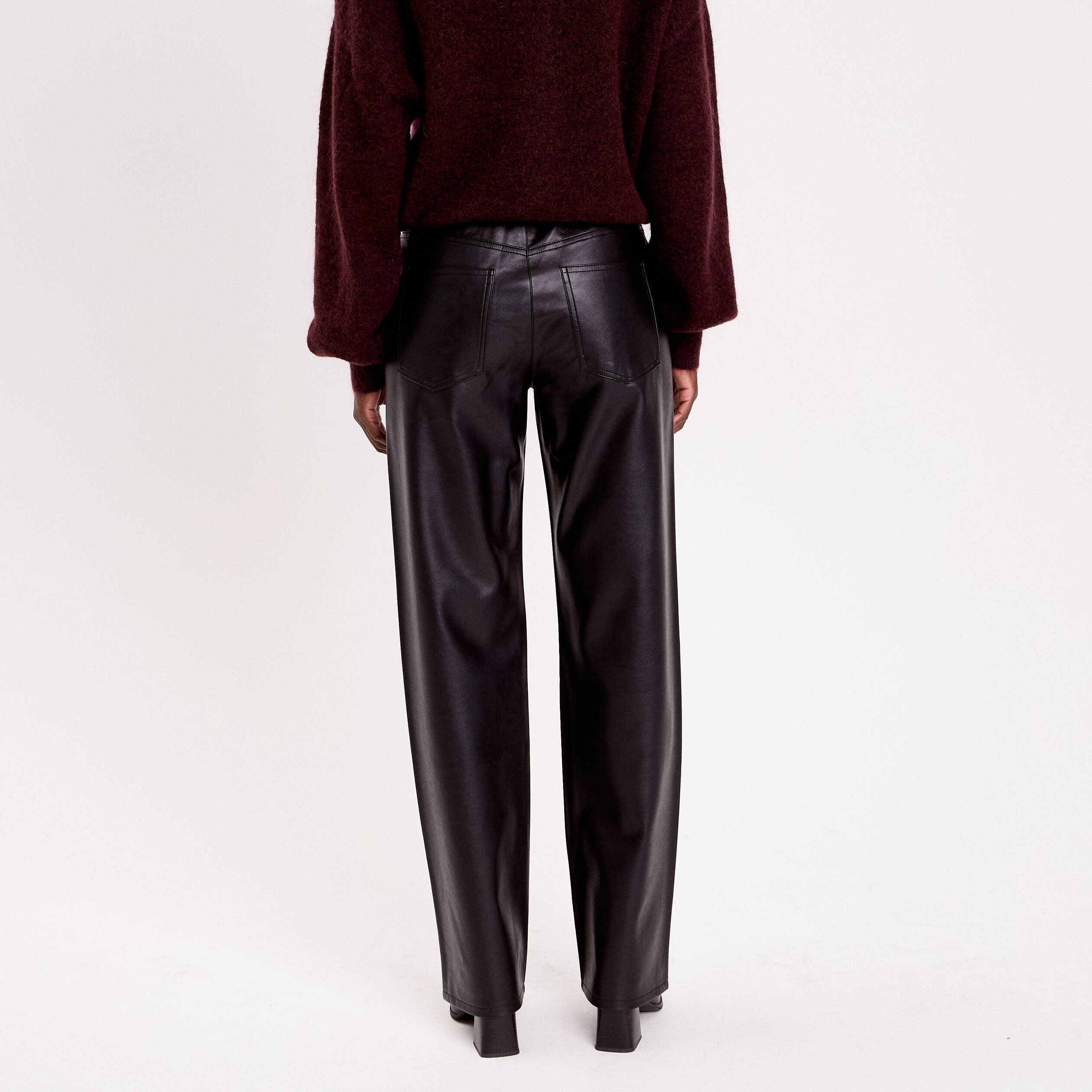 Pantalon large similicuir noir femme