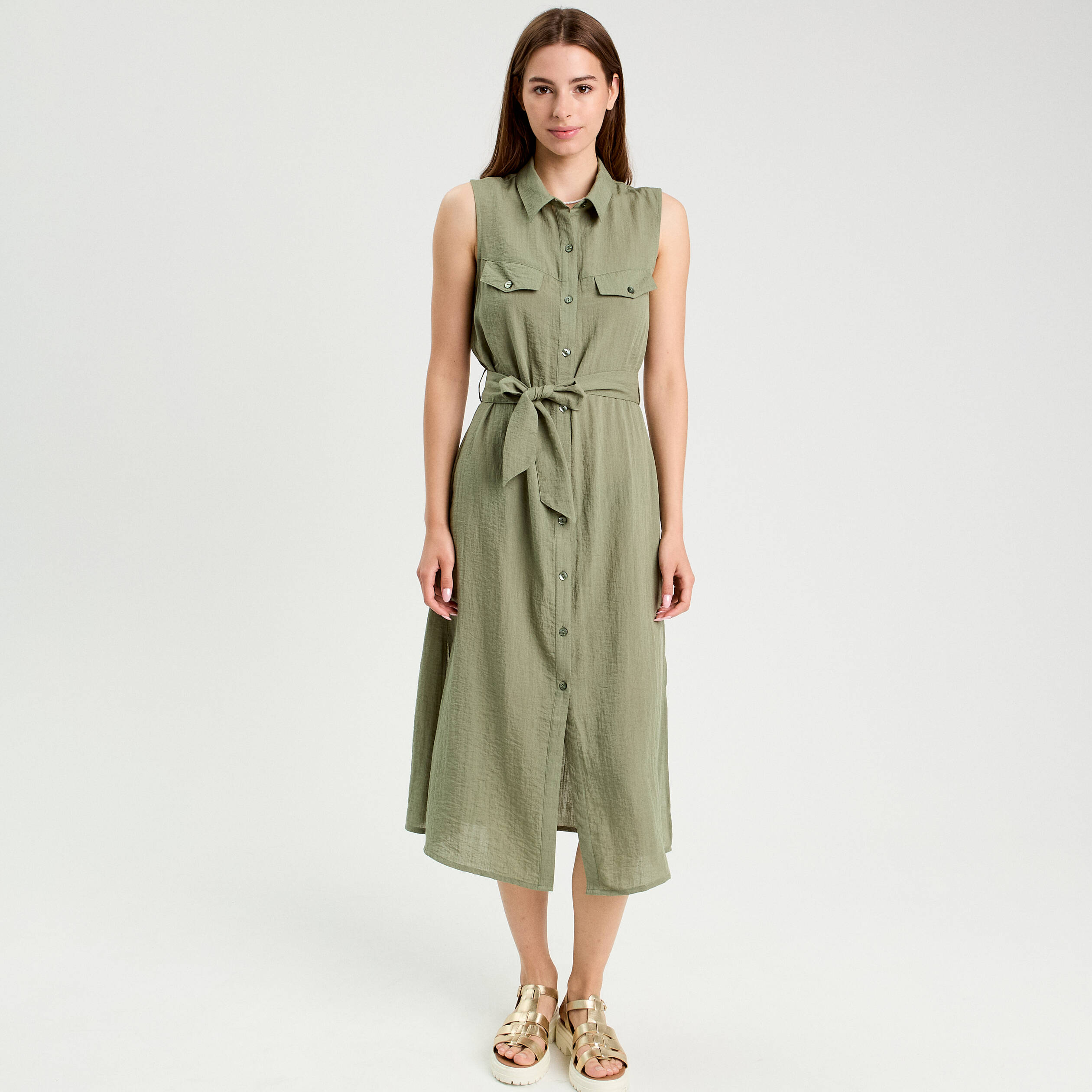robe longue evasee boutonnee vert kaki femme Robe longue évasée boutonnée vert kaki femme