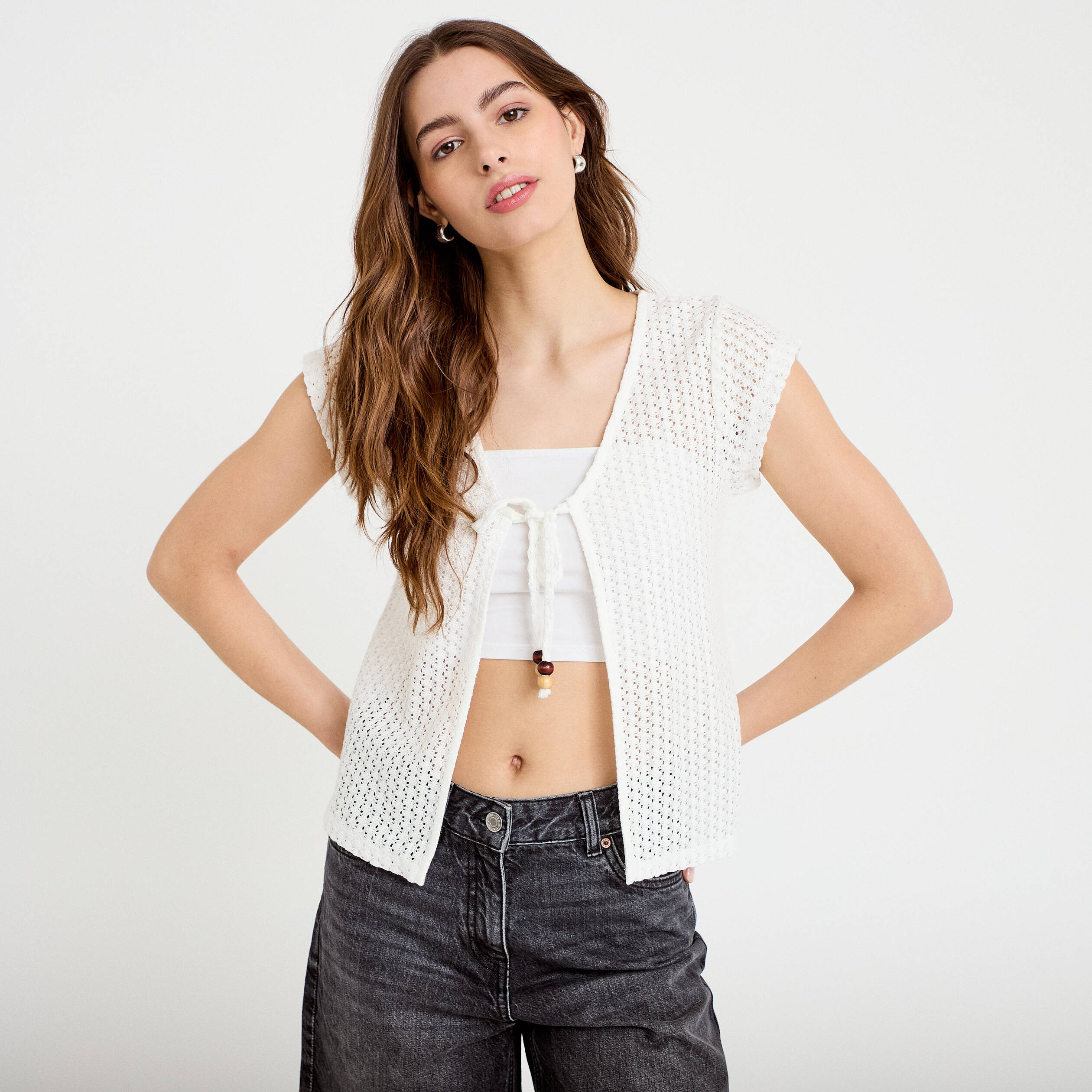 Gilet manches courtes aspect dentelle ecru femme