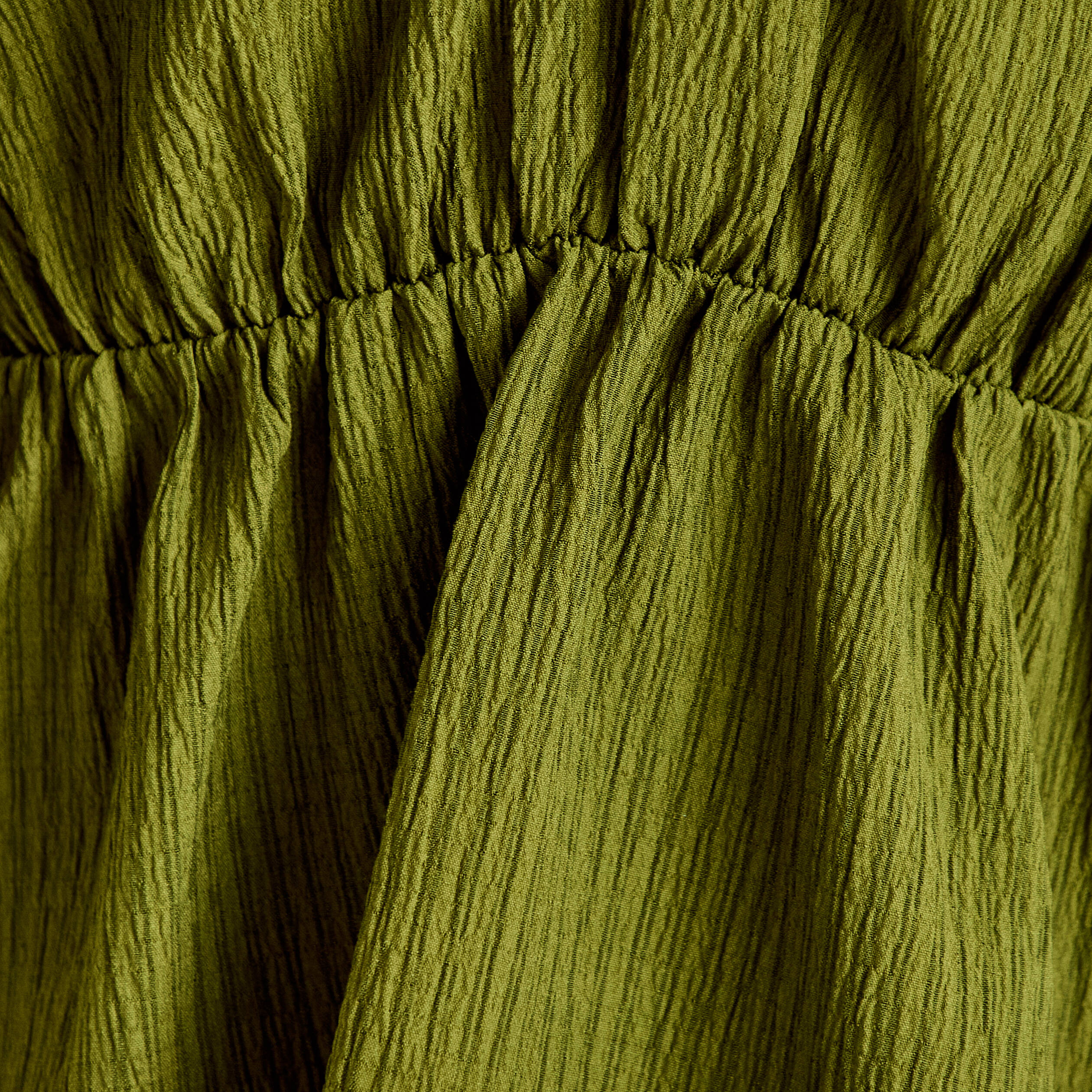 Blouse pliss&eacute;e col v manches courtes vert kaki femme