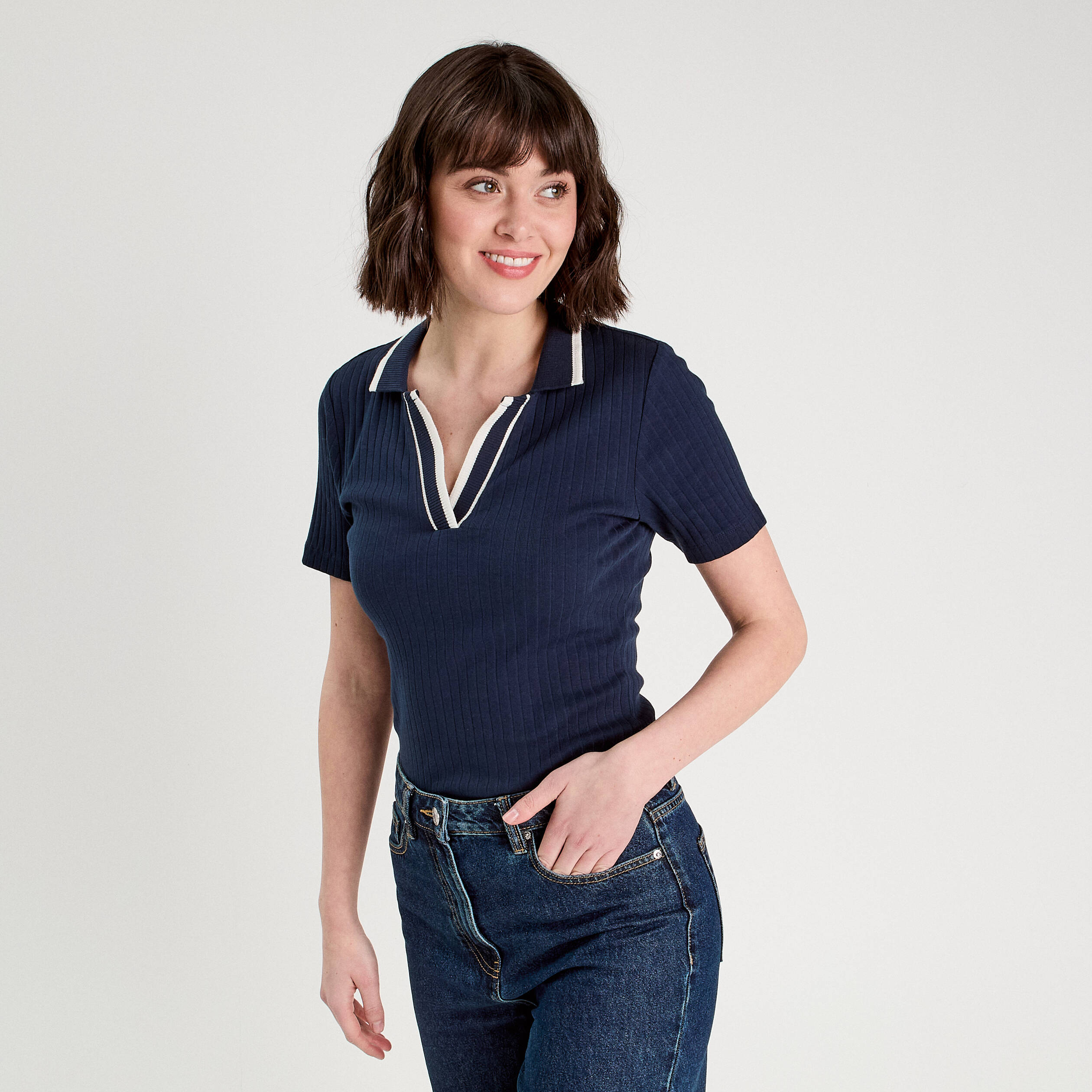 Polo c&ocirc;tel&eacute; manches courtes bleu marine femme