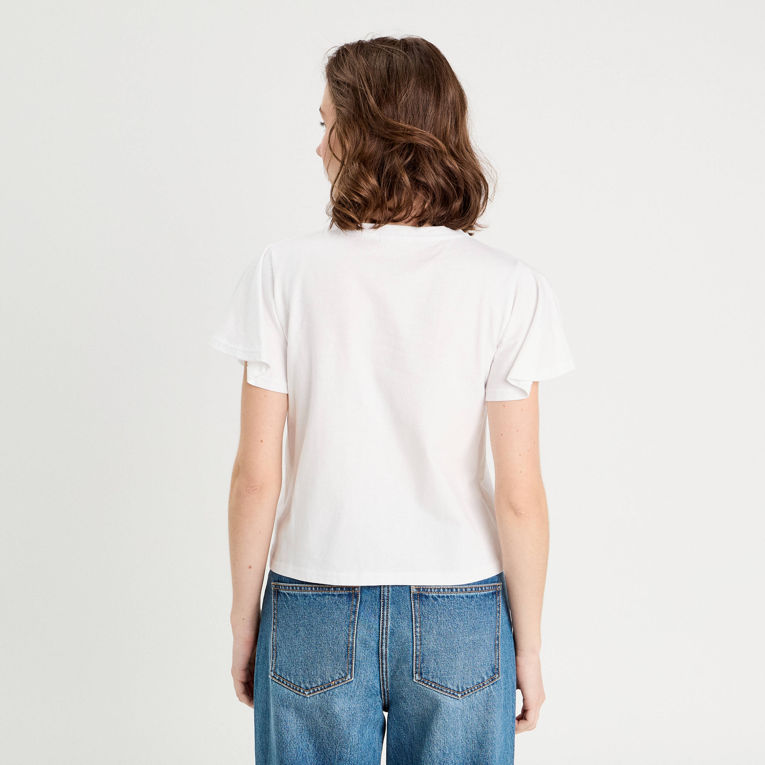 T-shirt d&eacute;tails fleurs blanc femme