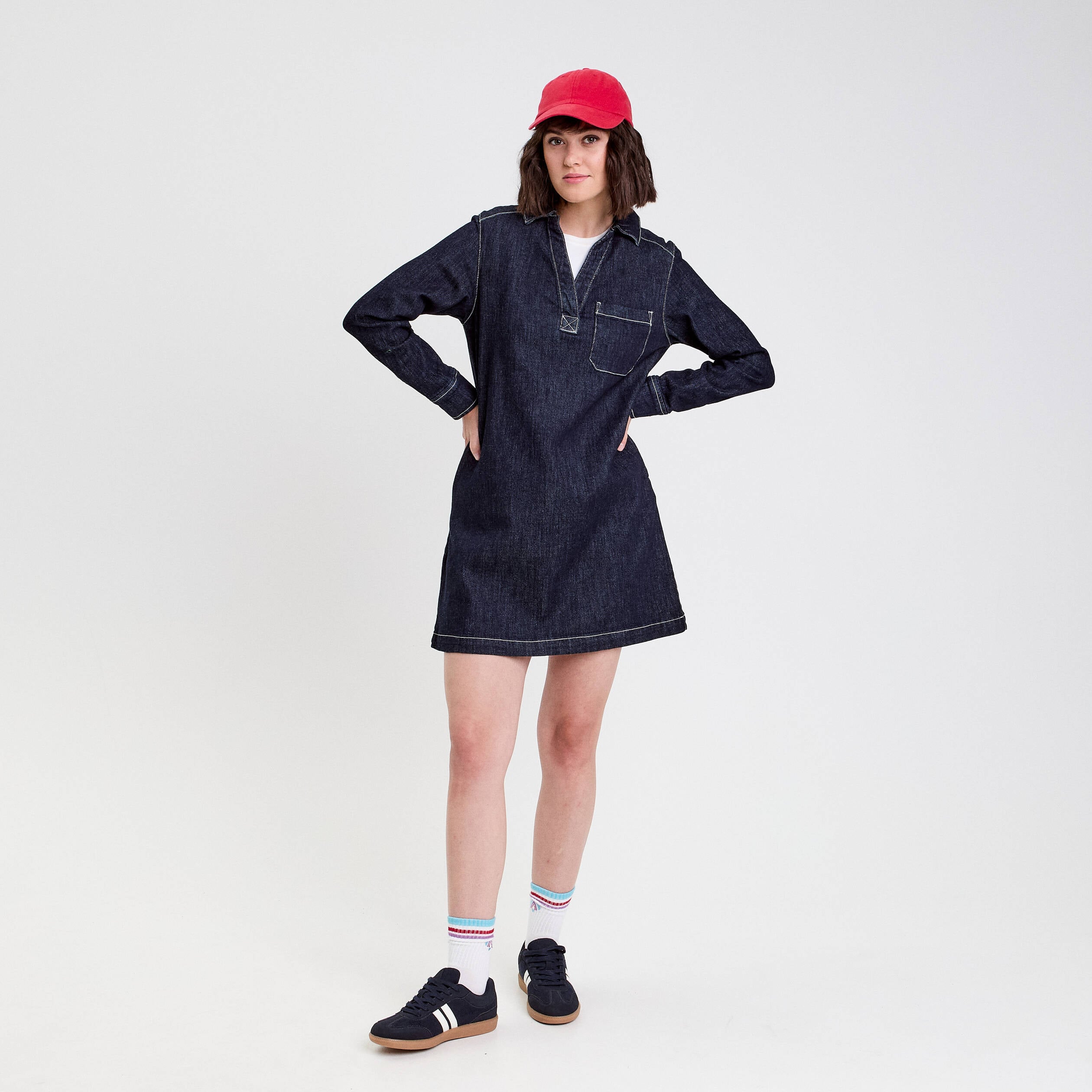 Robe droite courte col v en jean denim brut femme