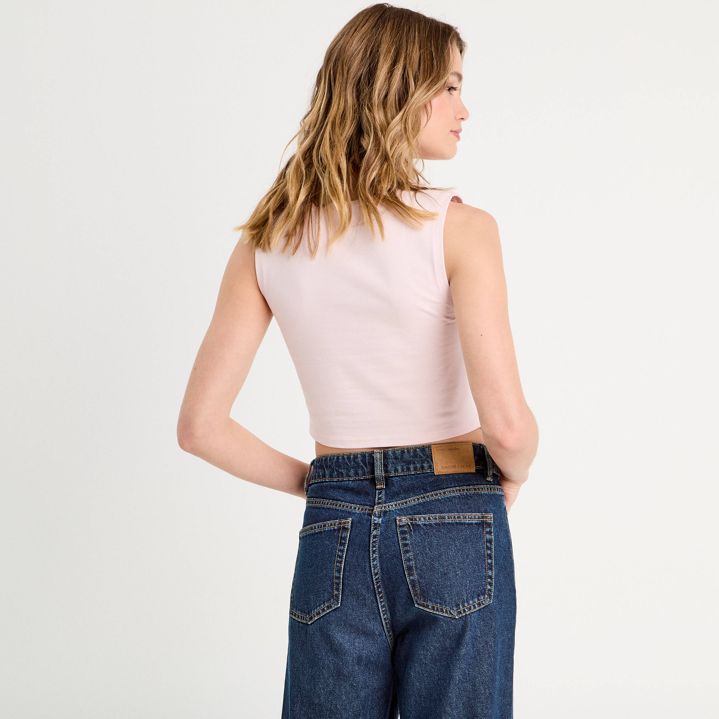 D&eacute;bardeur cropped rose clair femme