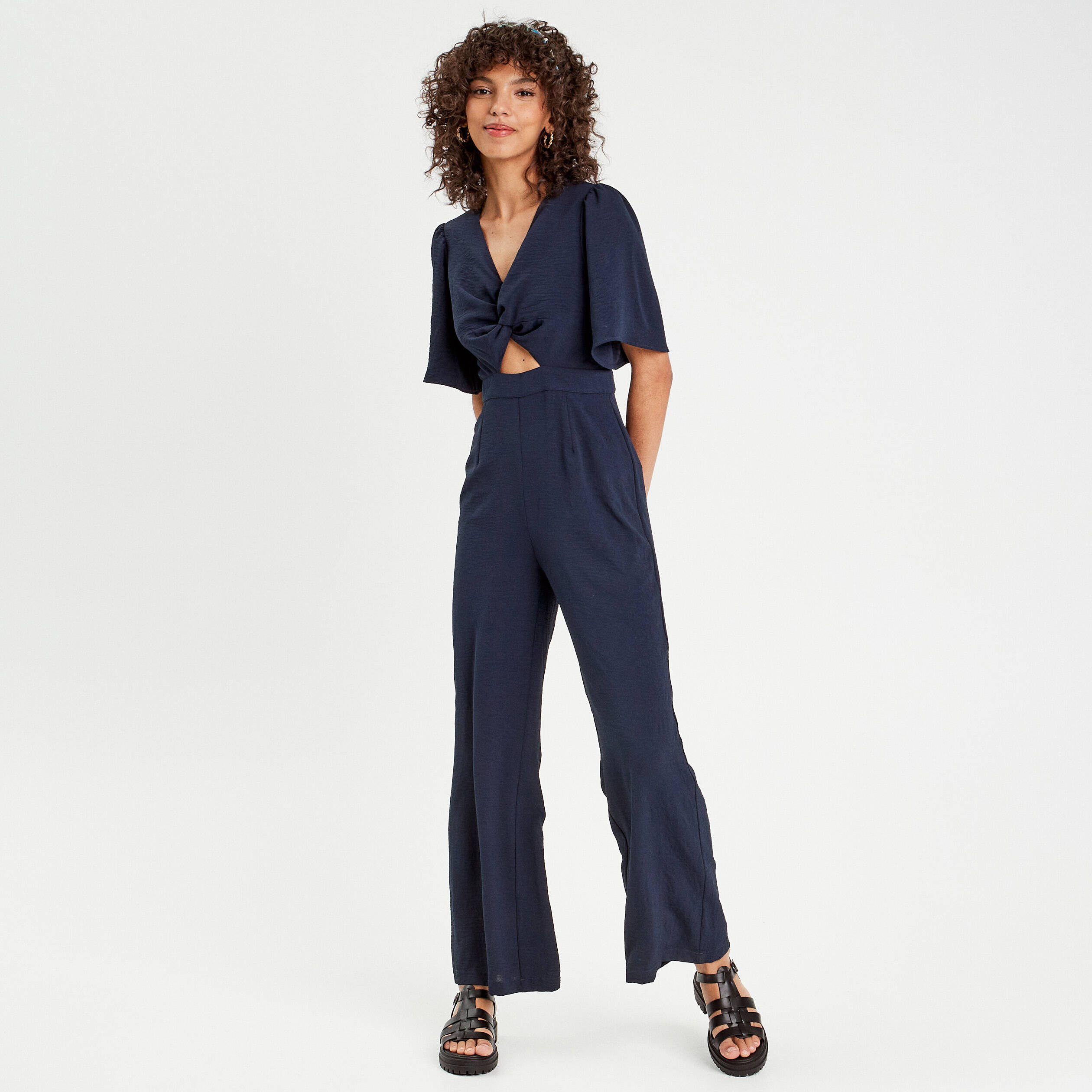 Combinaison pantalon nou&eacute;e bleu marine femme