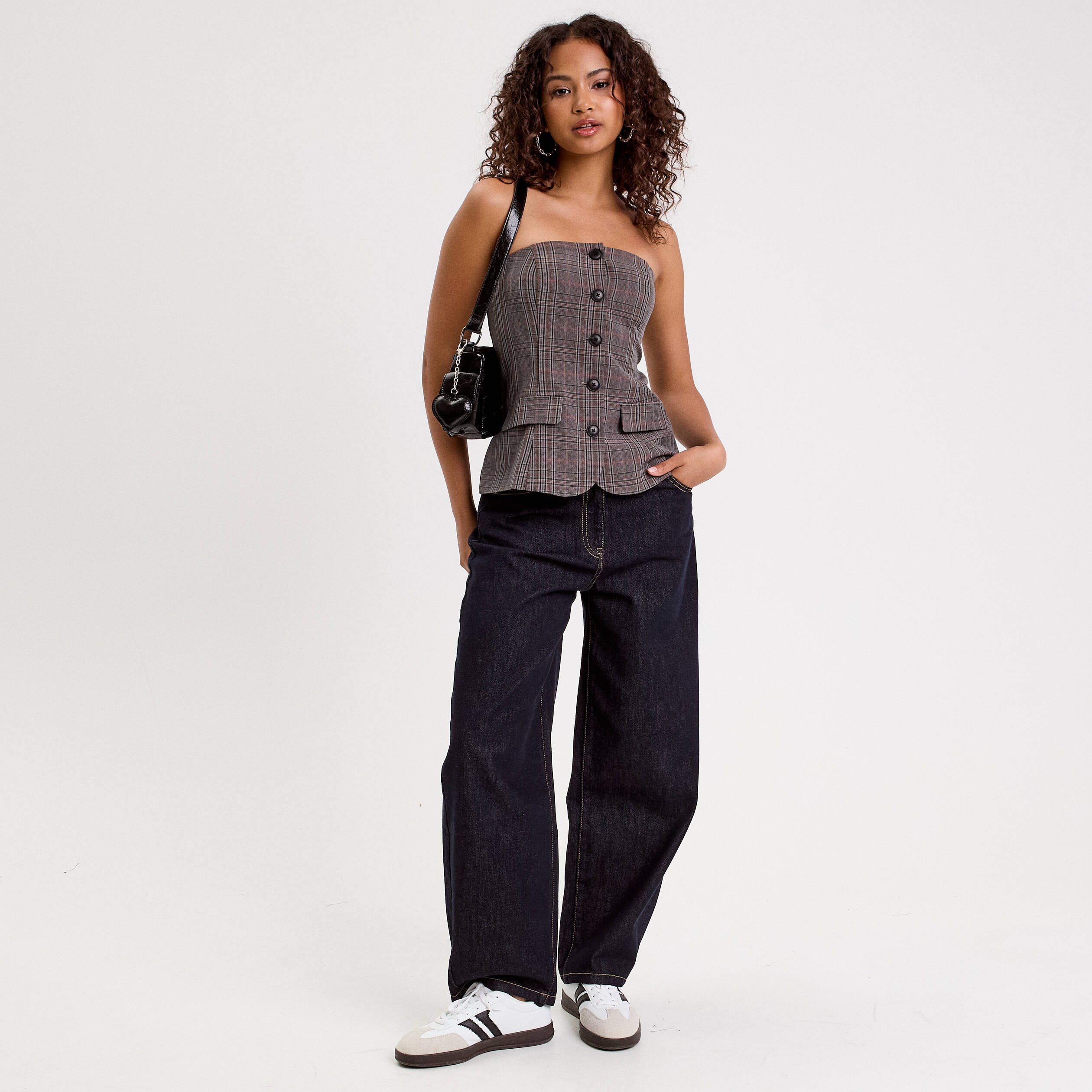 Bustier cintr&eacute; gris fonc&eacute; femme