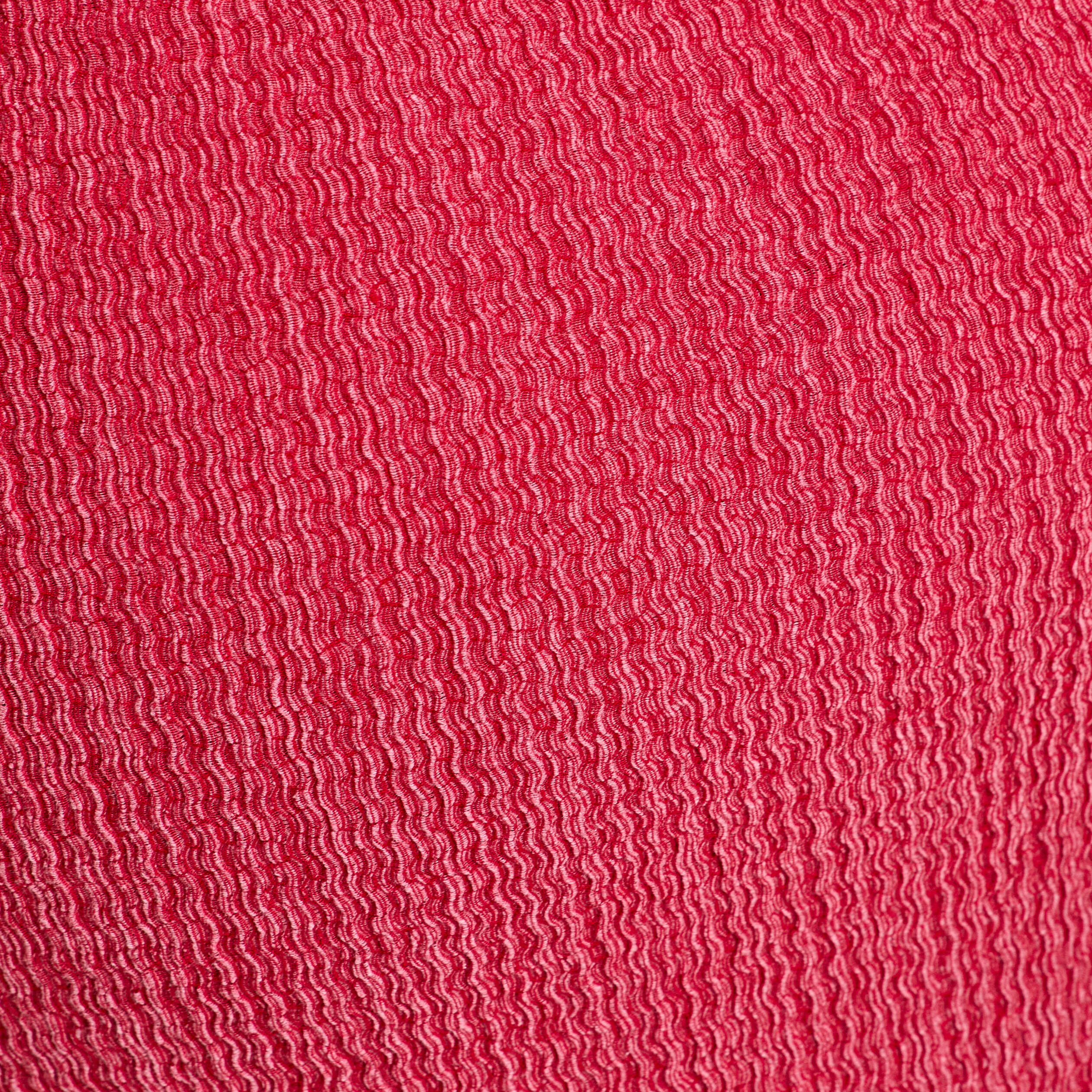 robe courte evasee col v manches courtes rouge fonce femme Robe courte évasée col v manches courtes rouge foncé femme