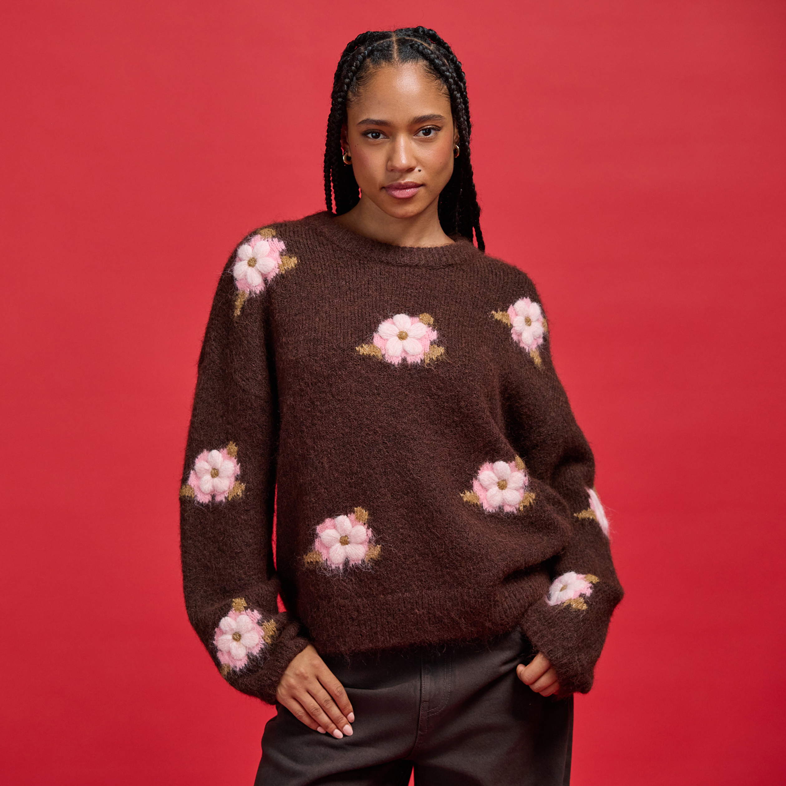 Pull ample col rond manches longues marron fonc&eacute; femme