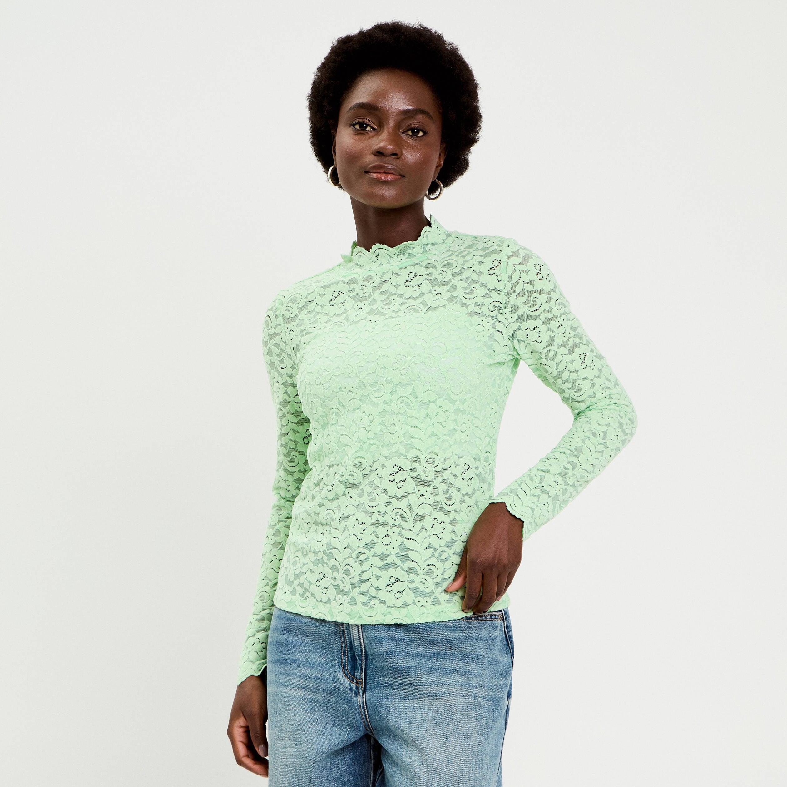 T-shirt dentelle manches longues vert pastel femme