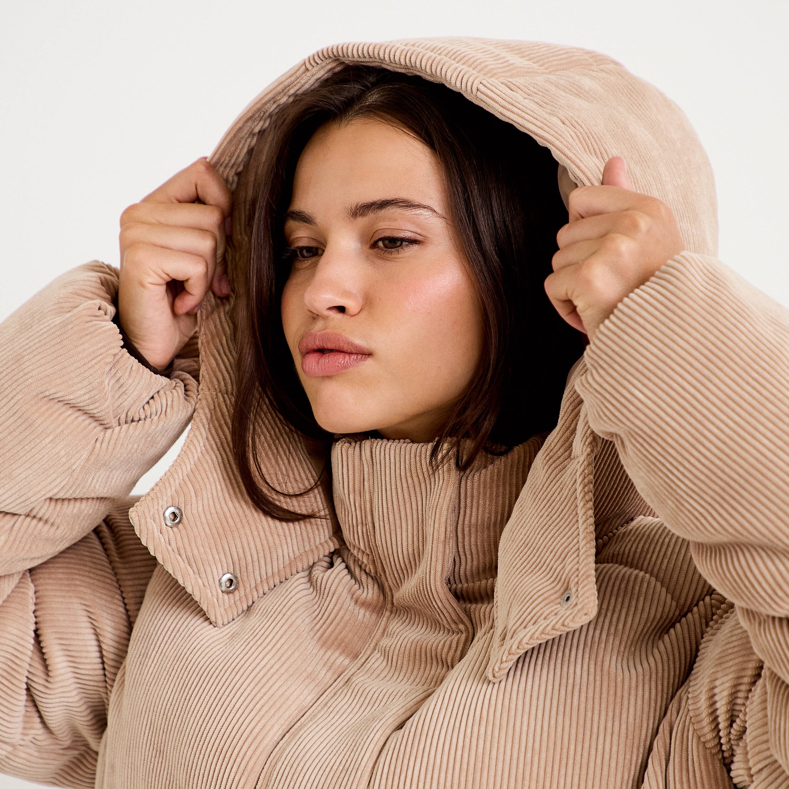 Doudoune r&eacute;versible courte velours beige femme