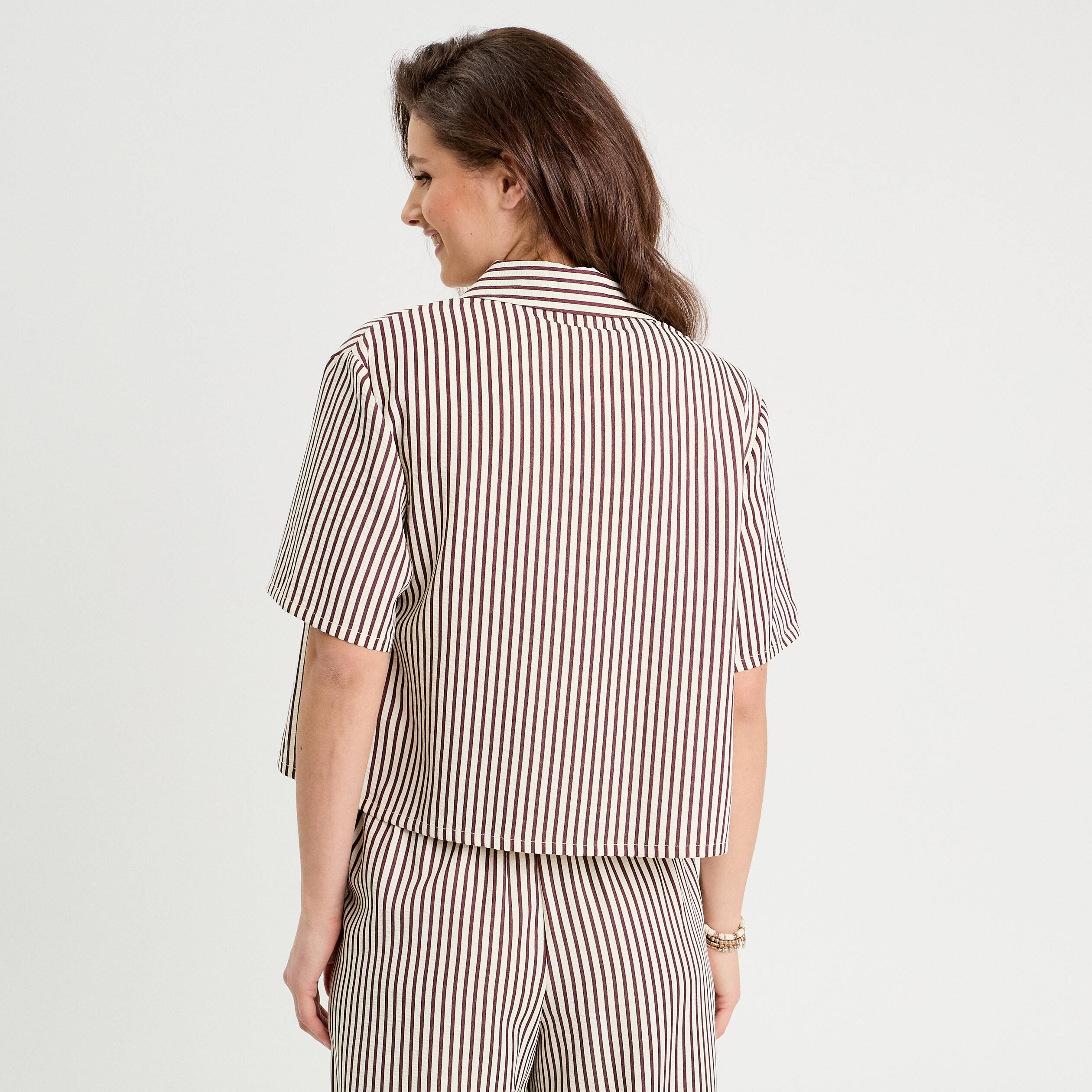 chemise manches courtes noir femme Chemise manches courtes noir femme