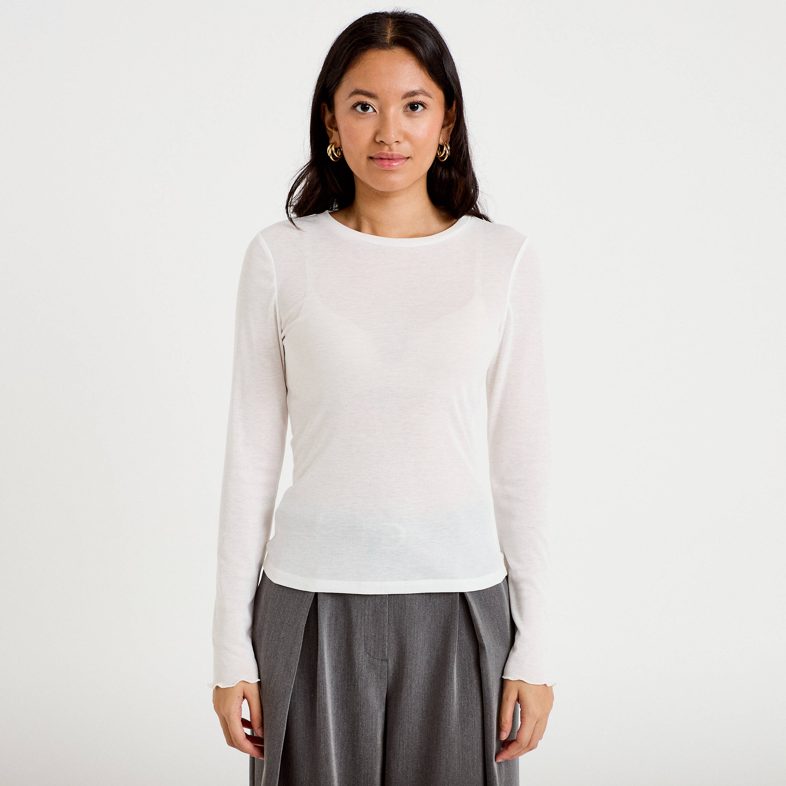 T-shirt ajust&eacute; col rond manches longues ecru femme