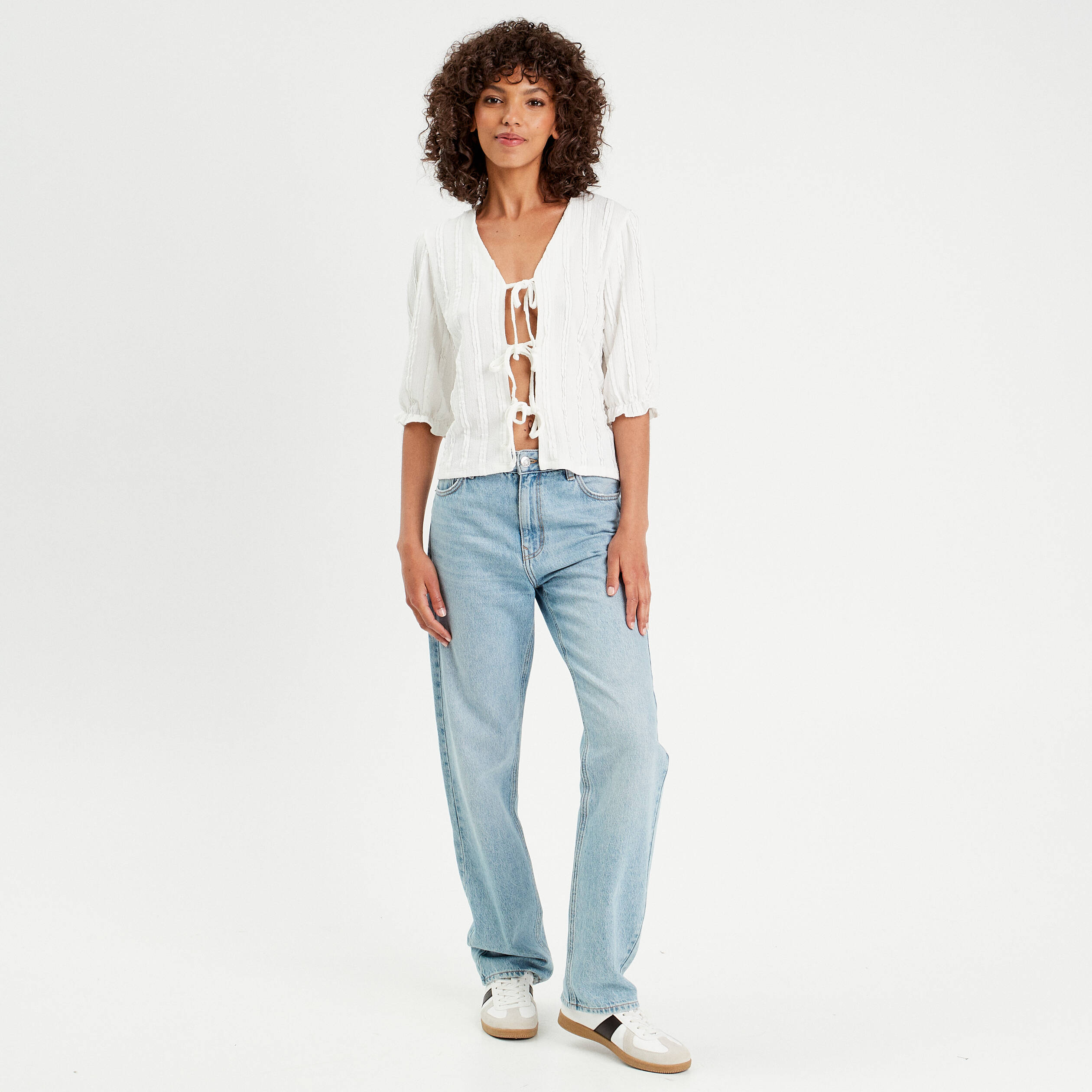 Blouse manches 3/4 nou&eacute;e ecru femme