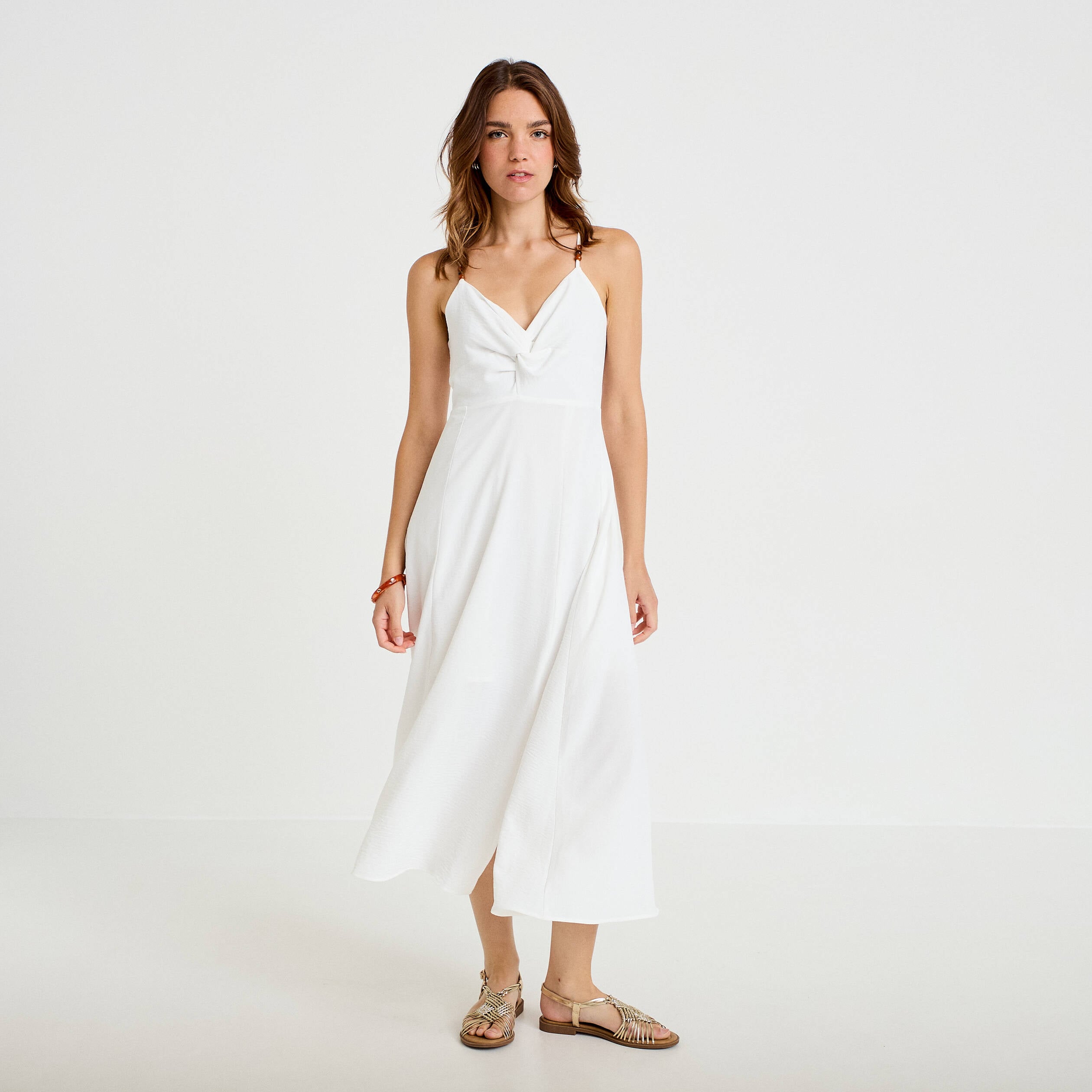 Robe longue &eacute;vas&eacute;e &agrave; fines bretelles ecru femme