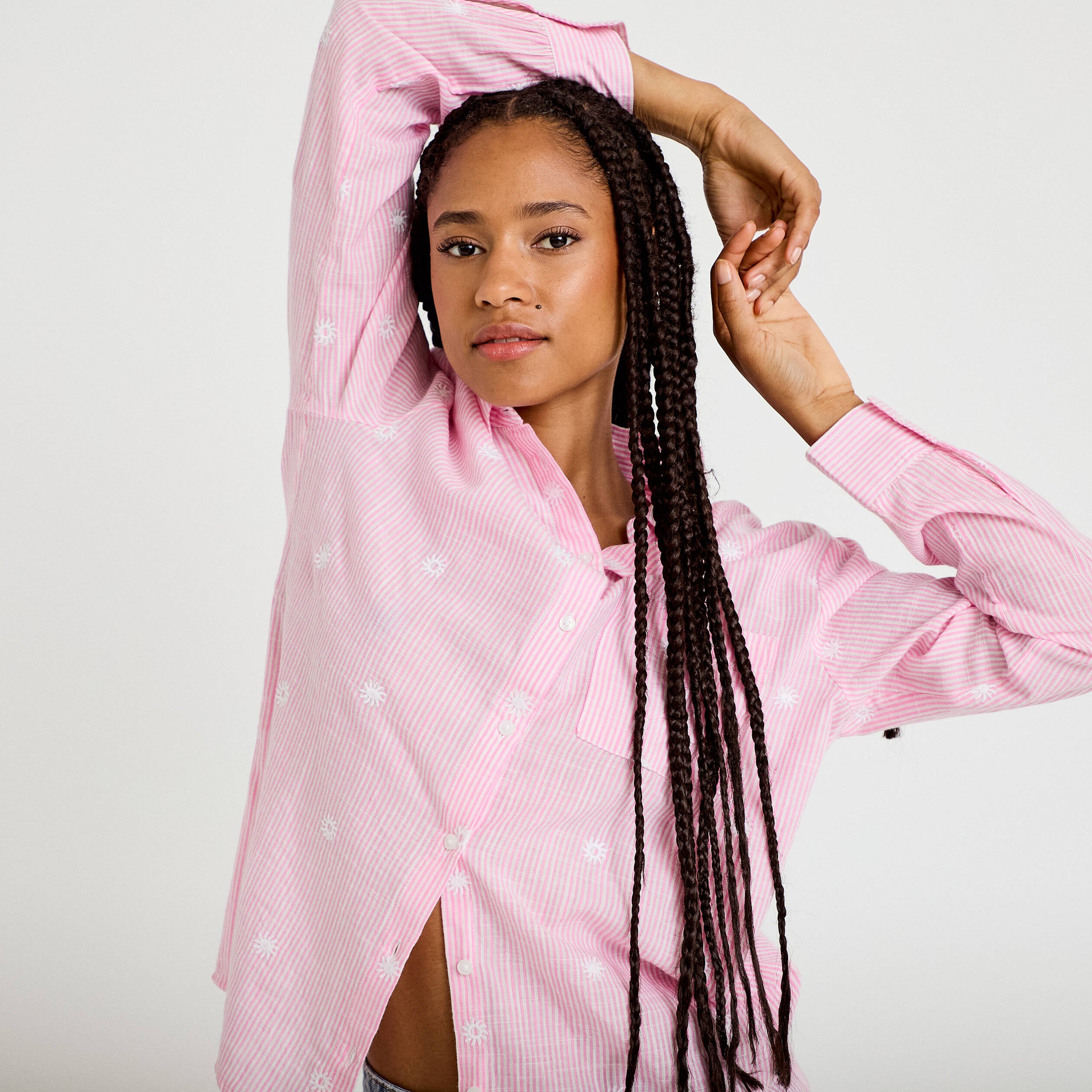 Chemise brod&eacute;e manches longues rose femme