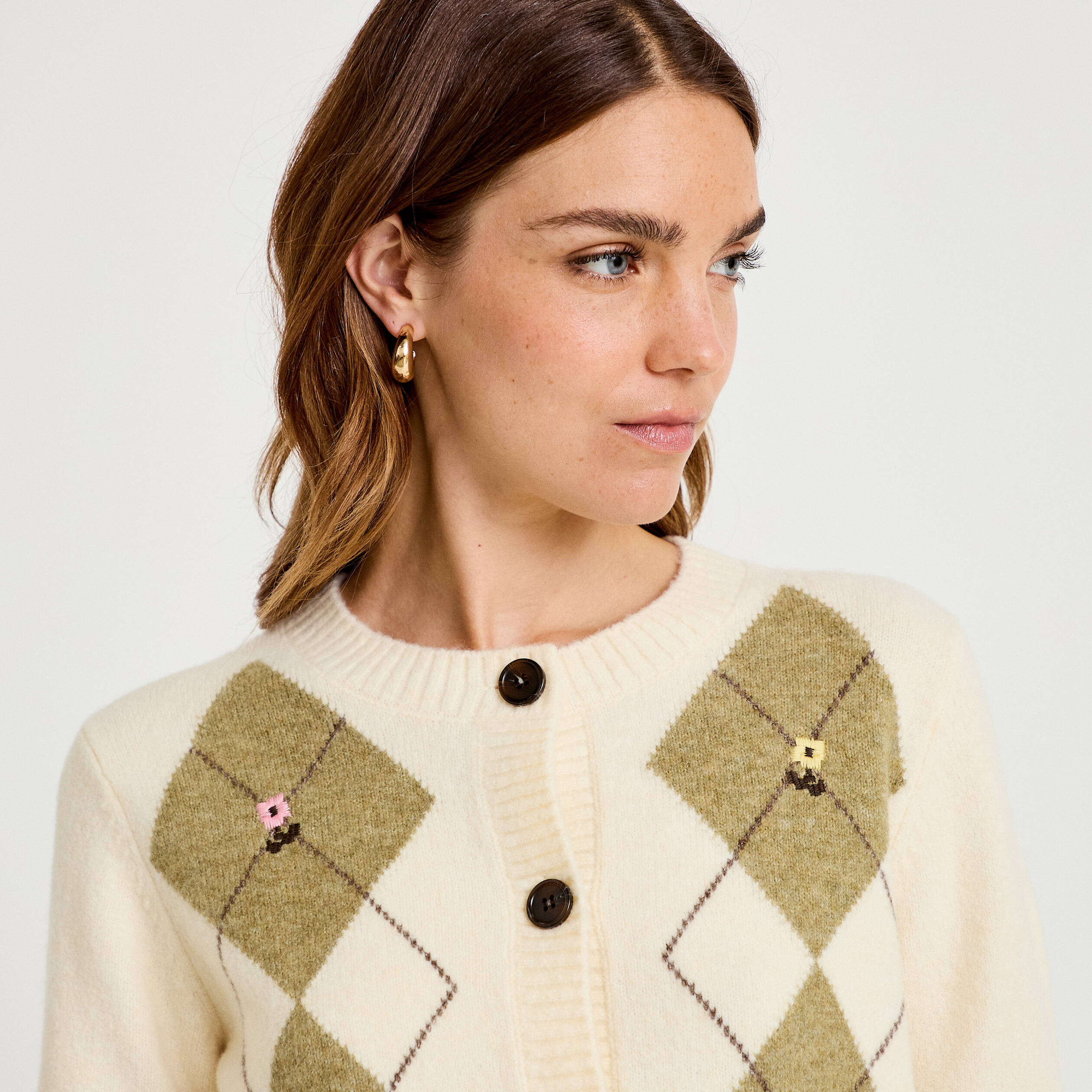 Gilet broderie col rond manches longues ecru femme