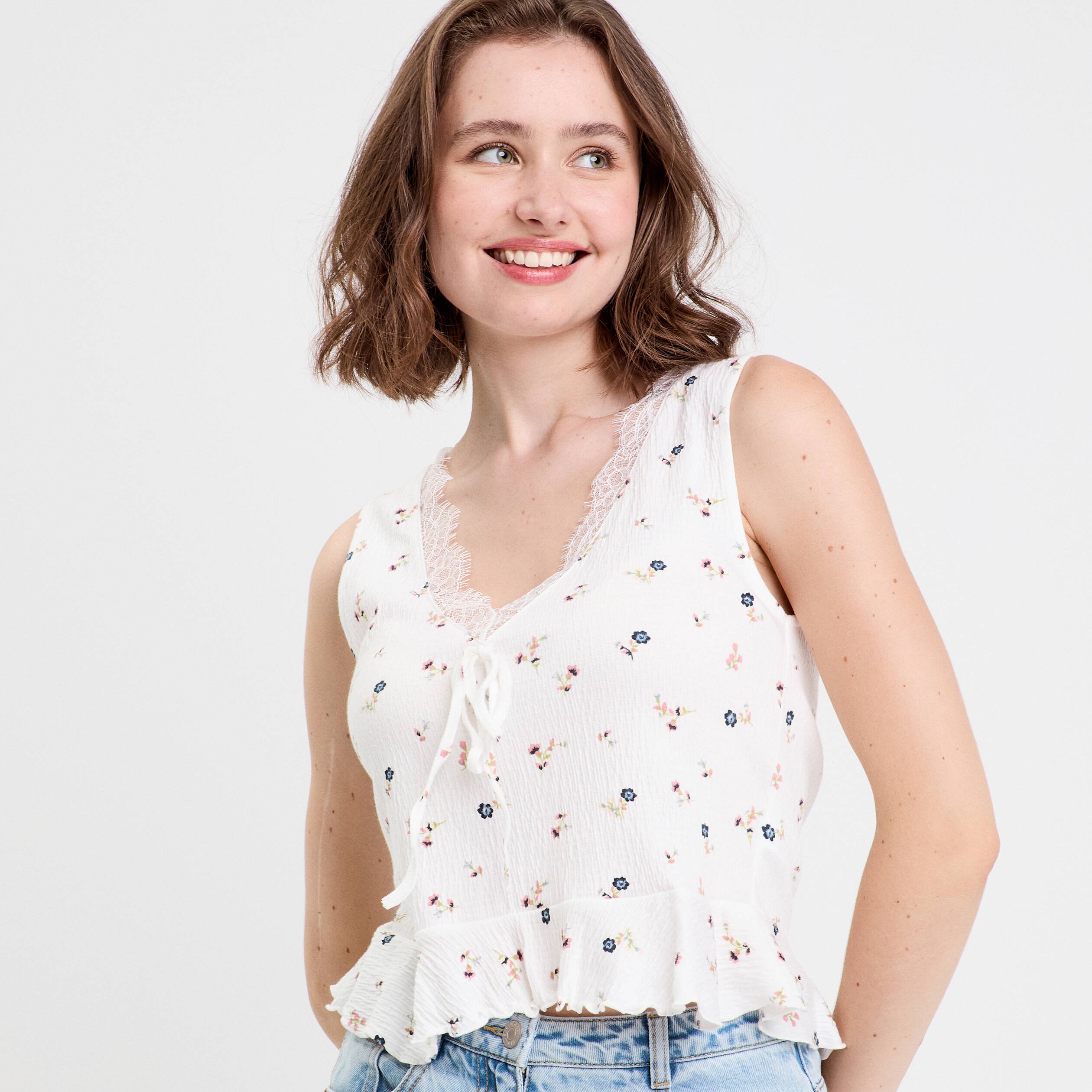 debardeur col v sans manches blanc femme Débardeur col V sans manches blanc femme