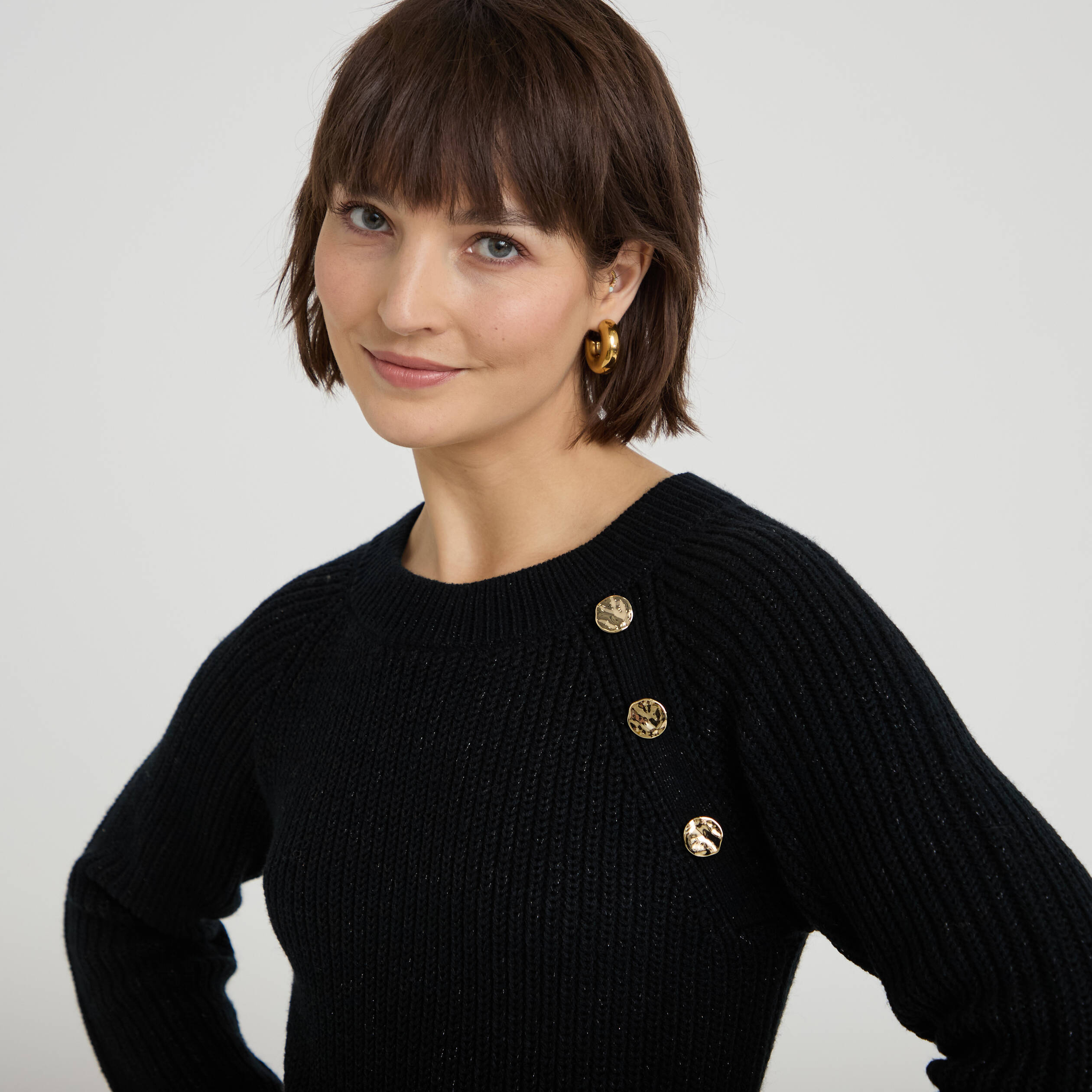Robe pull d&eacute;tails de boutons noir femme