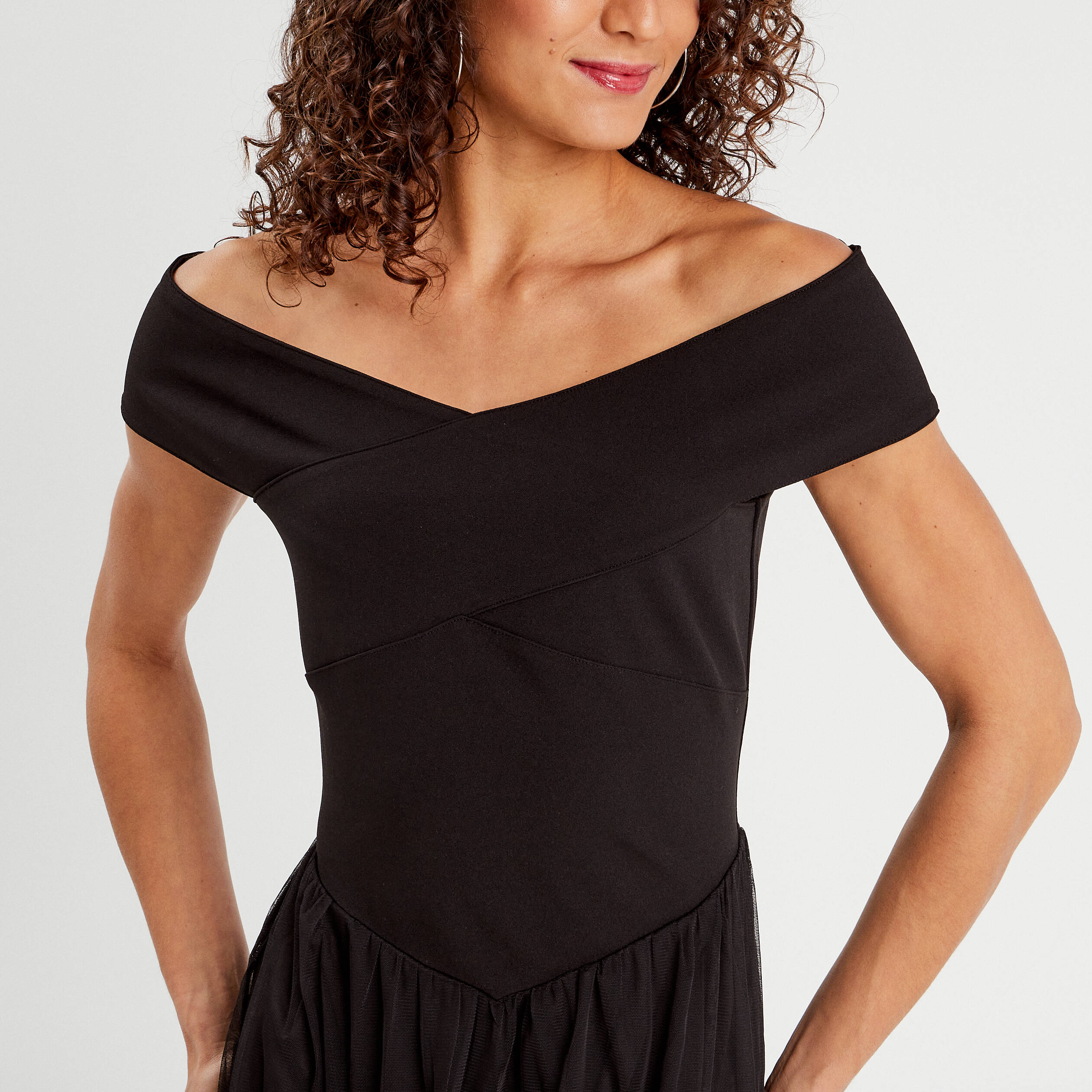 Robe midi bustier &eacute;vas&eacute;e noir femme