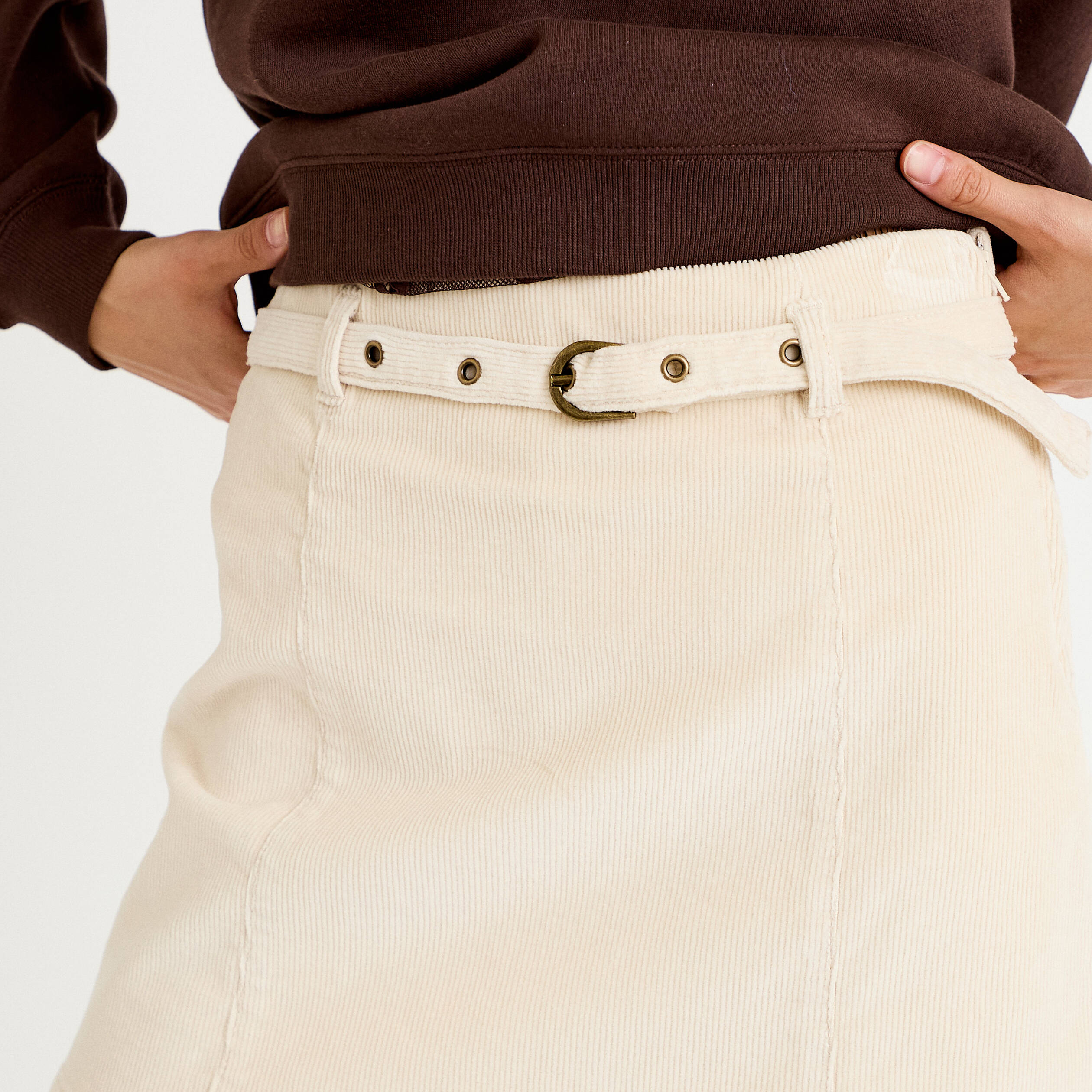 Jupe-short &eacute;vas&eacute;e velours ceinture ecru femme