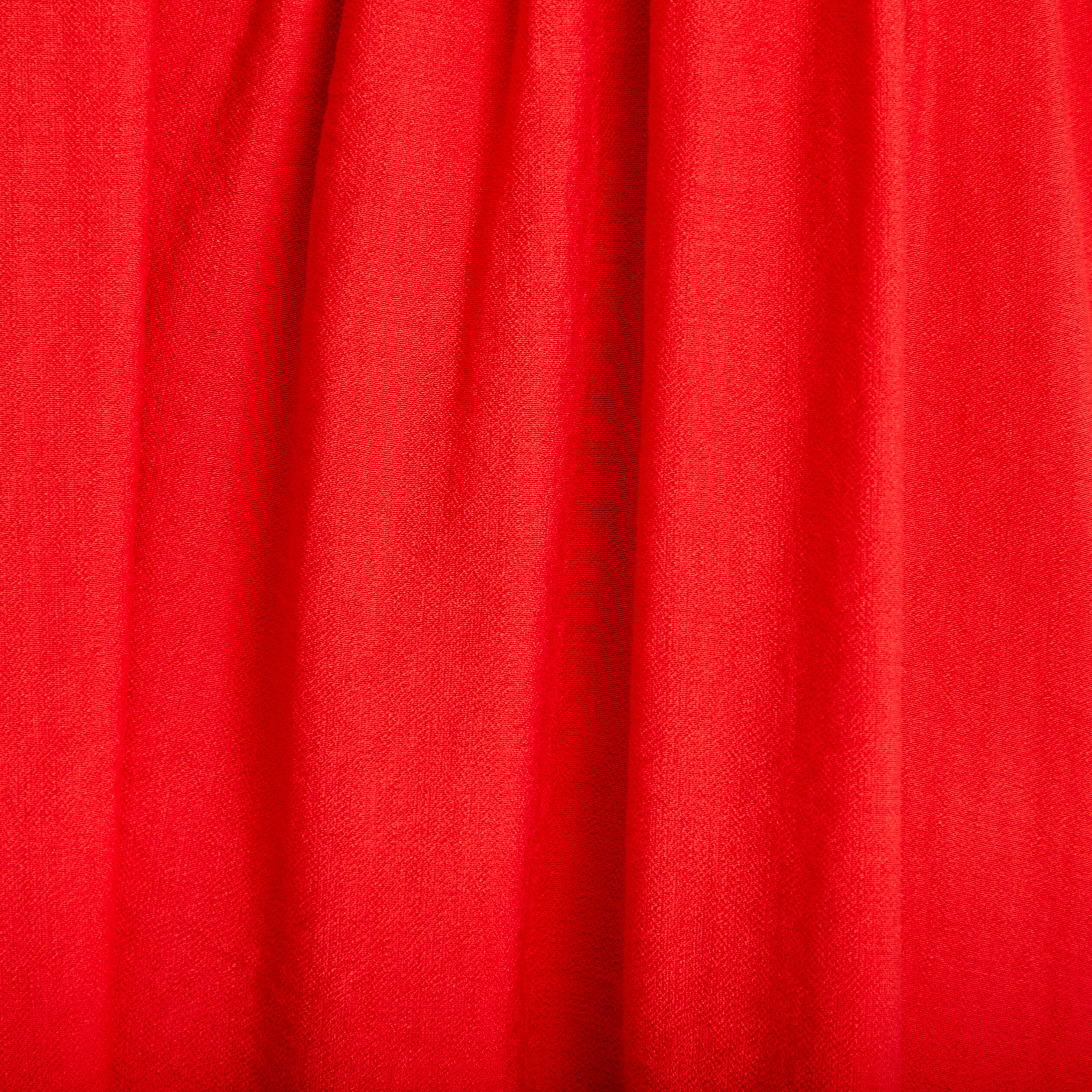 Robe courte d&eacute;collet&eacute; bretelles fines rouge femme