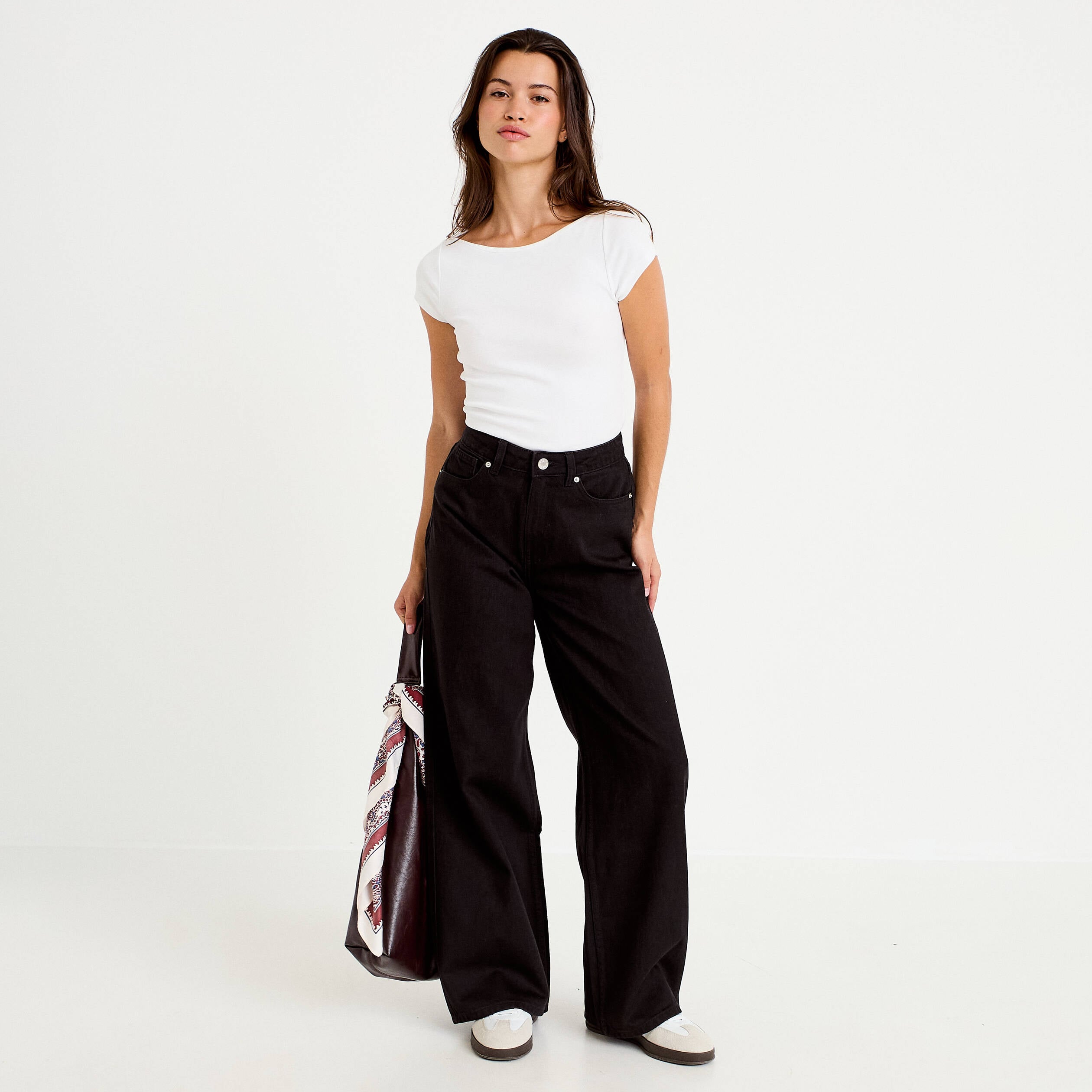 Jean wide leg taille haute Petite denim noir femme