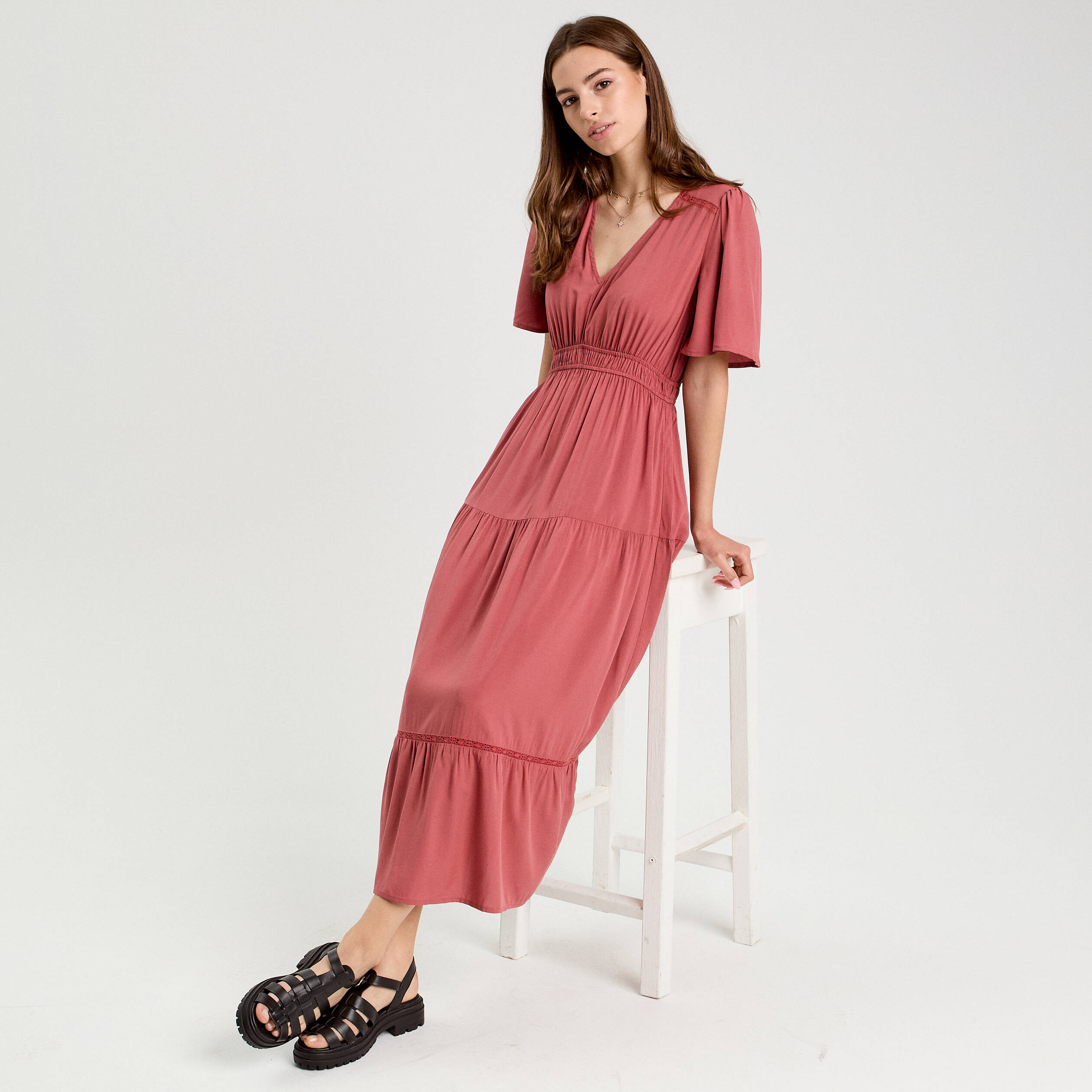 robe longue evasee vieux rose femme Robe longue évasée vieux rose femme