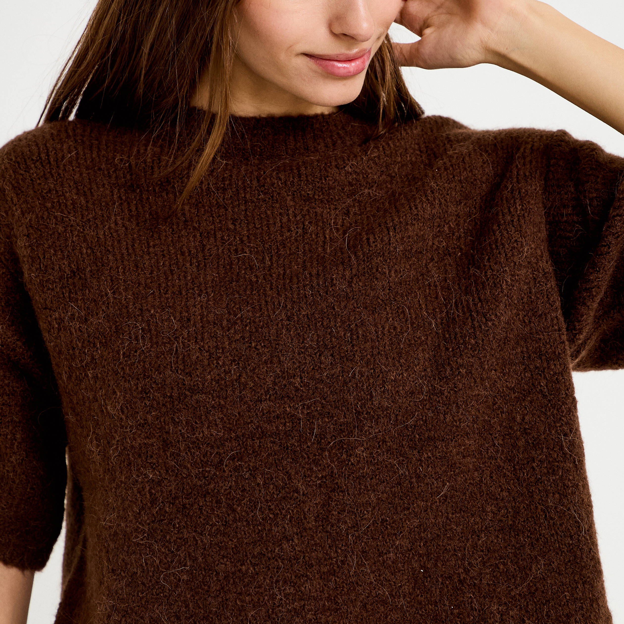 Pull manches courtes marron fonc&eacute; femme