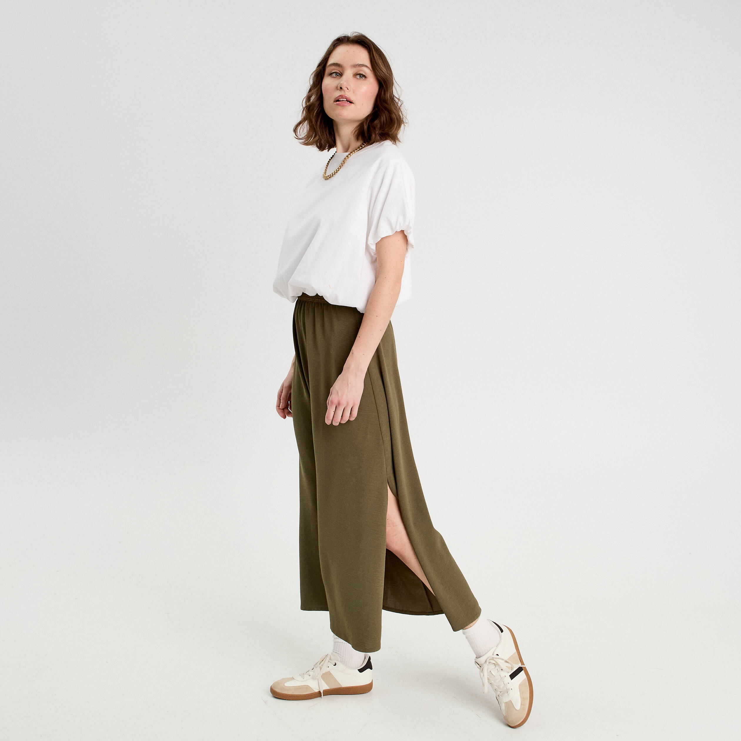 Jupe longue &eacute;vas&eacute;e fluide vert kaki femme
