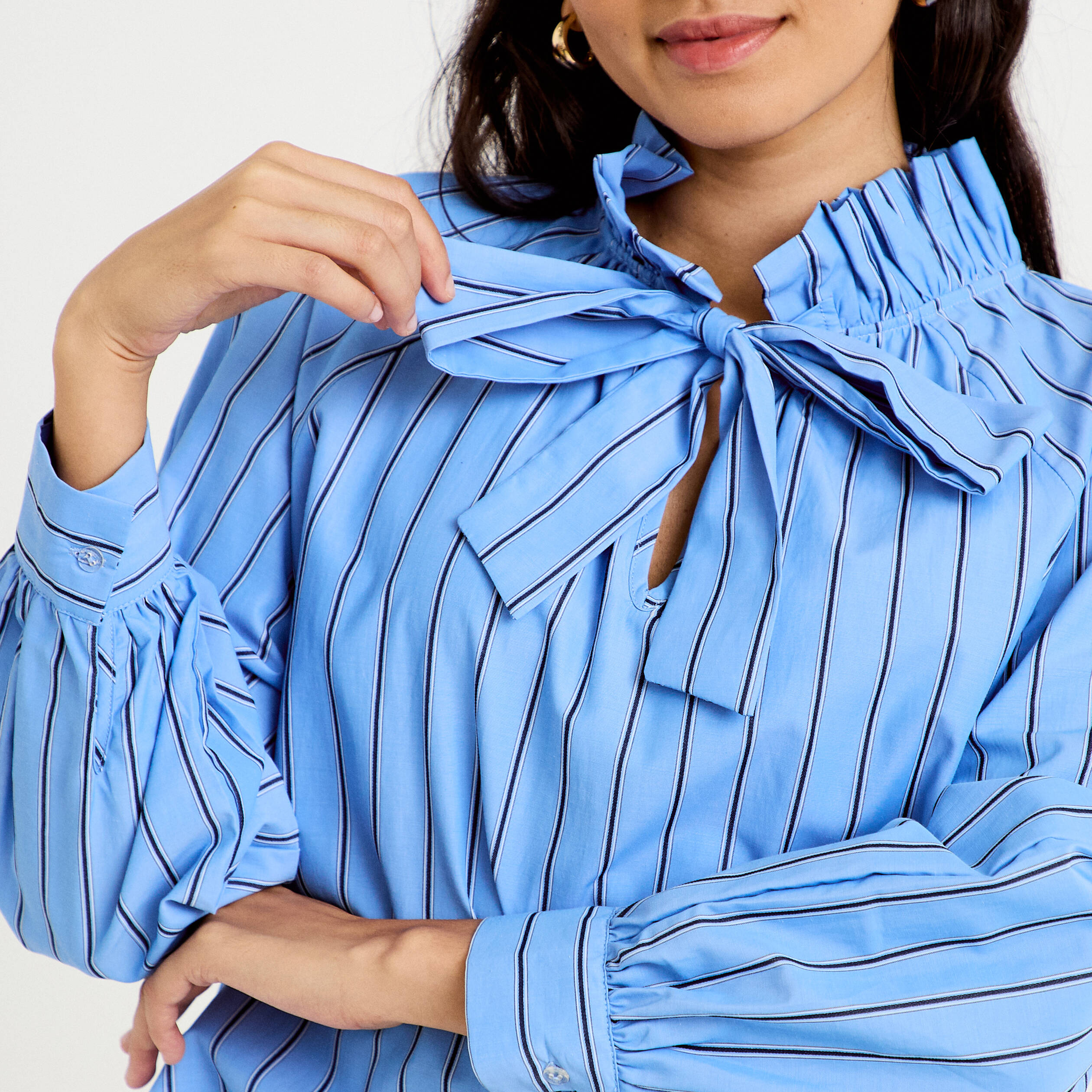 Blouse ample col montant manches longues bleu femme