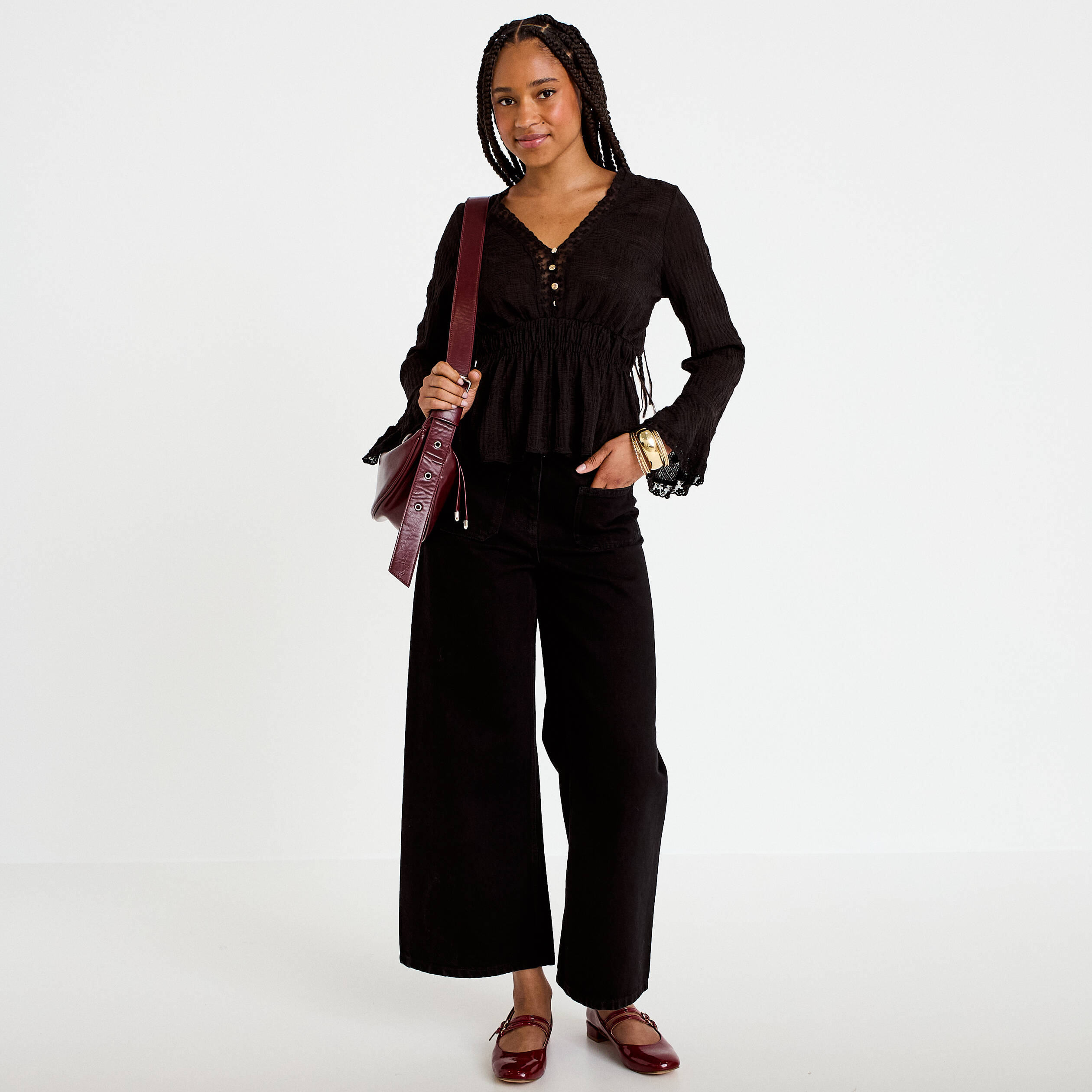 Blouse ajust&eacute;e col v manches longues noir femme