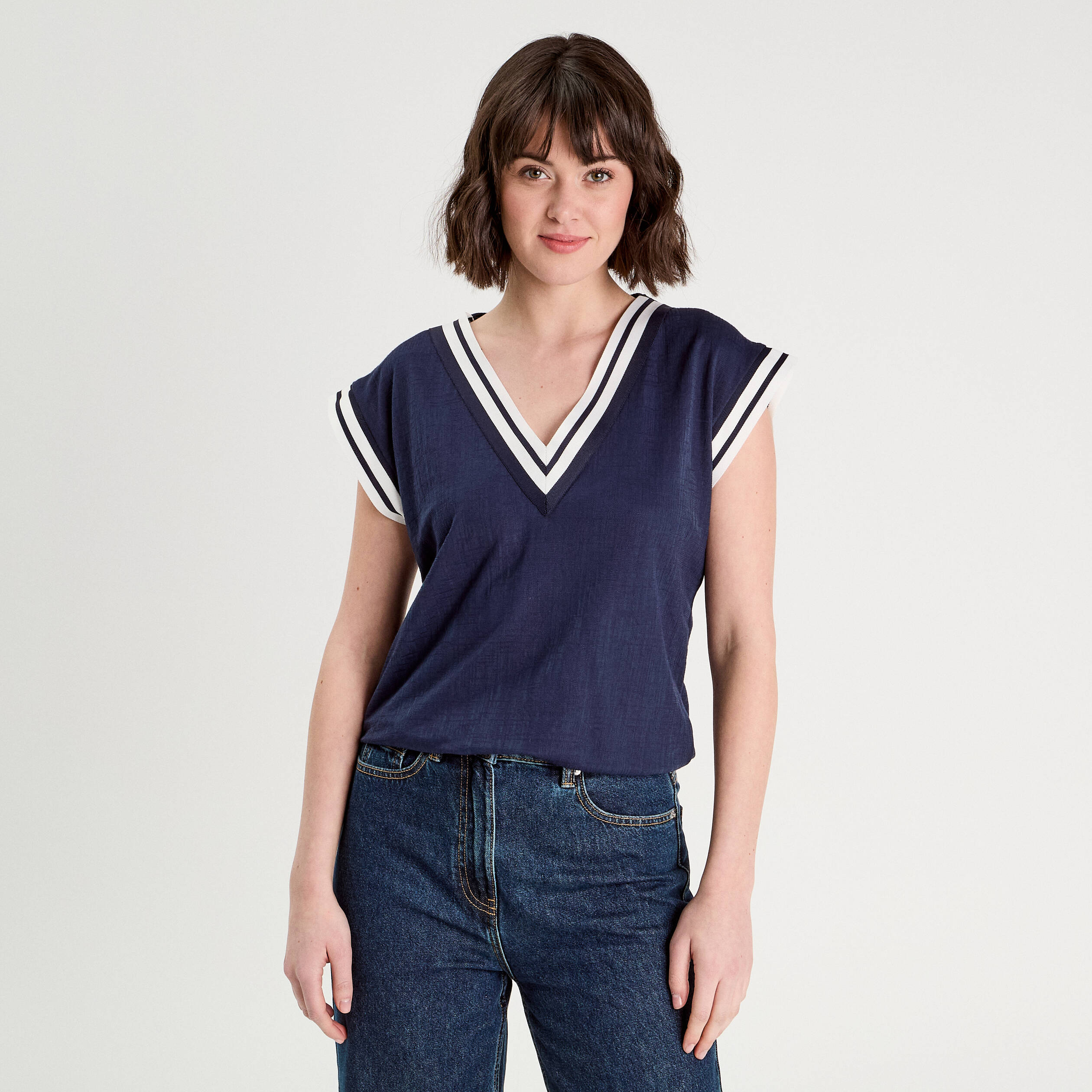 D&eacute;bardeur sans manches bleu marine femme
