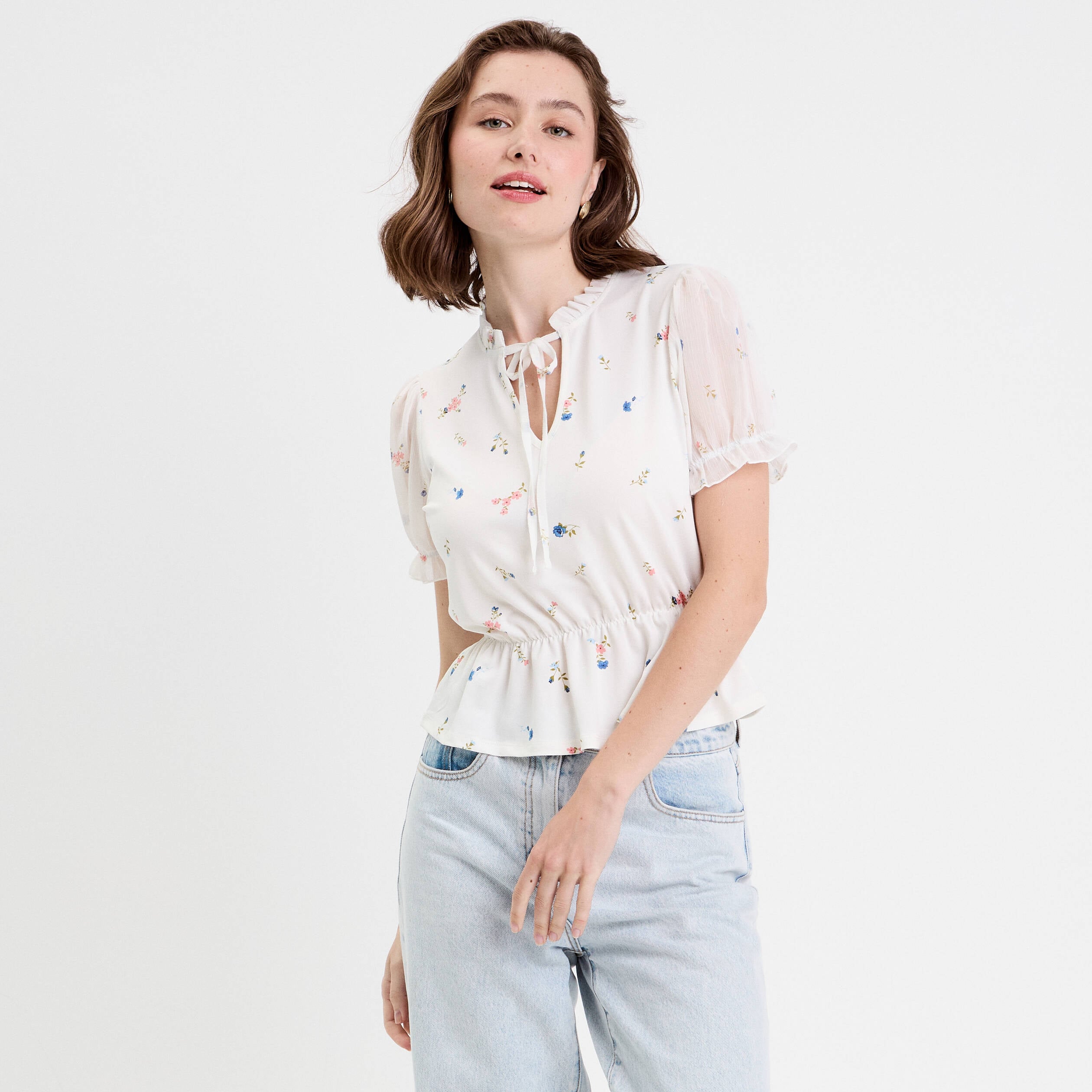 Blouse col V manches courtes blanc femme