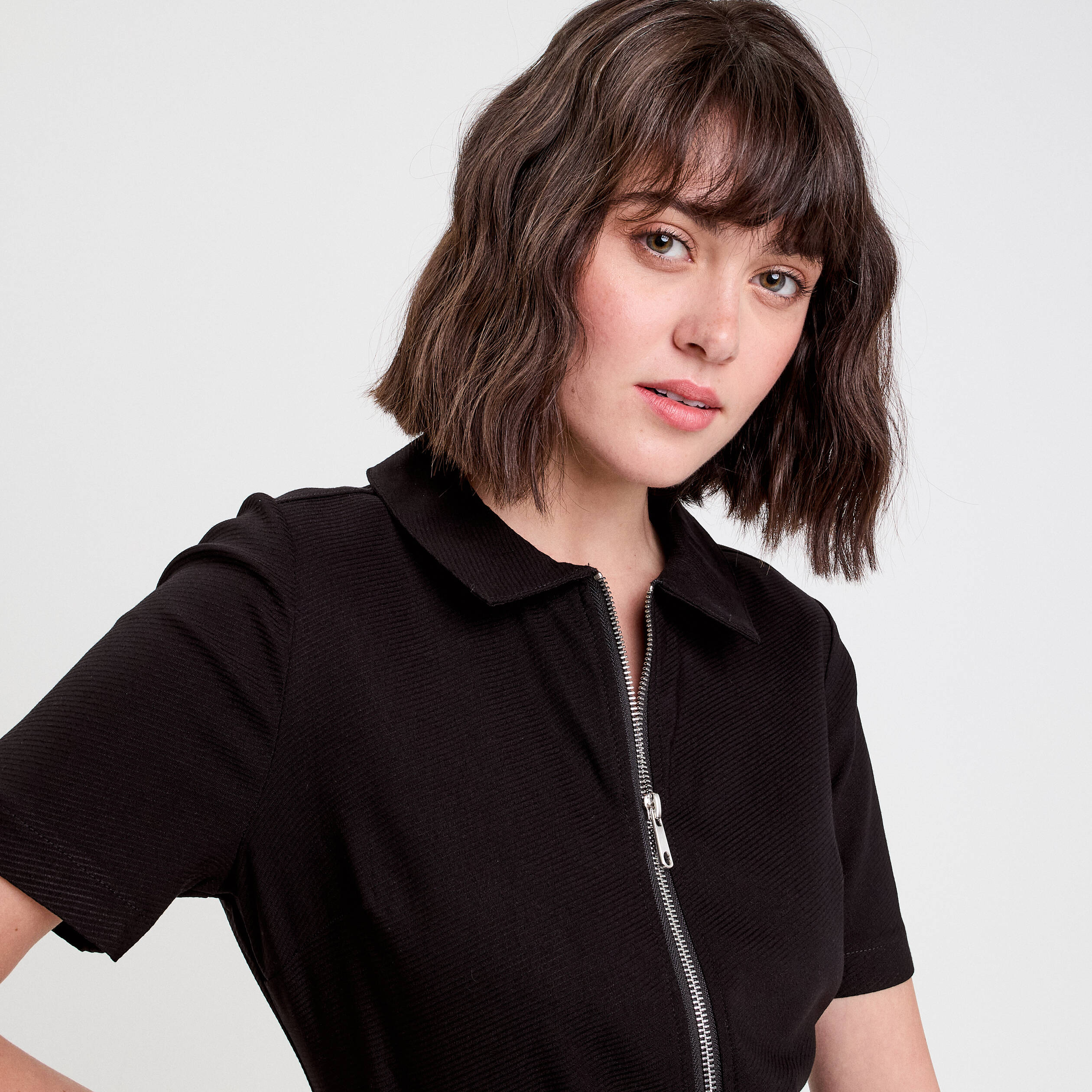 Robe droite zipp&eacute;e ceintur&eacute;e noir femme