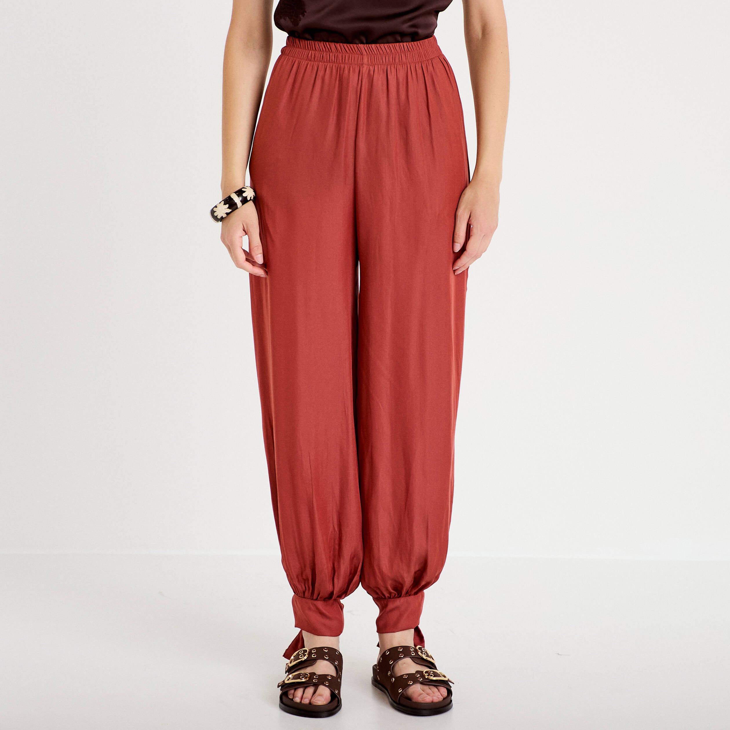 Pantalon large taille standard satin&eacute; vieux rose femme