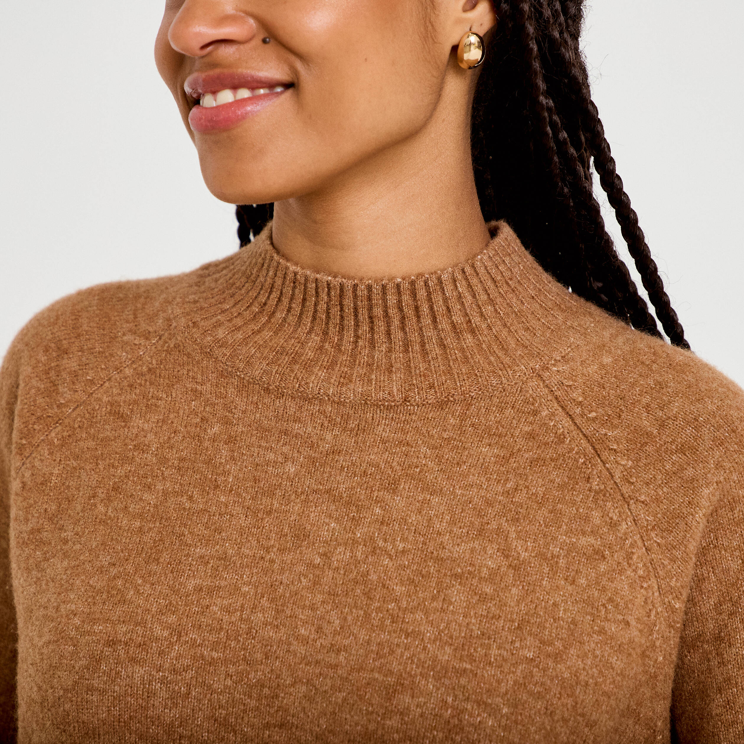 Pull col montant manches longues camel femme