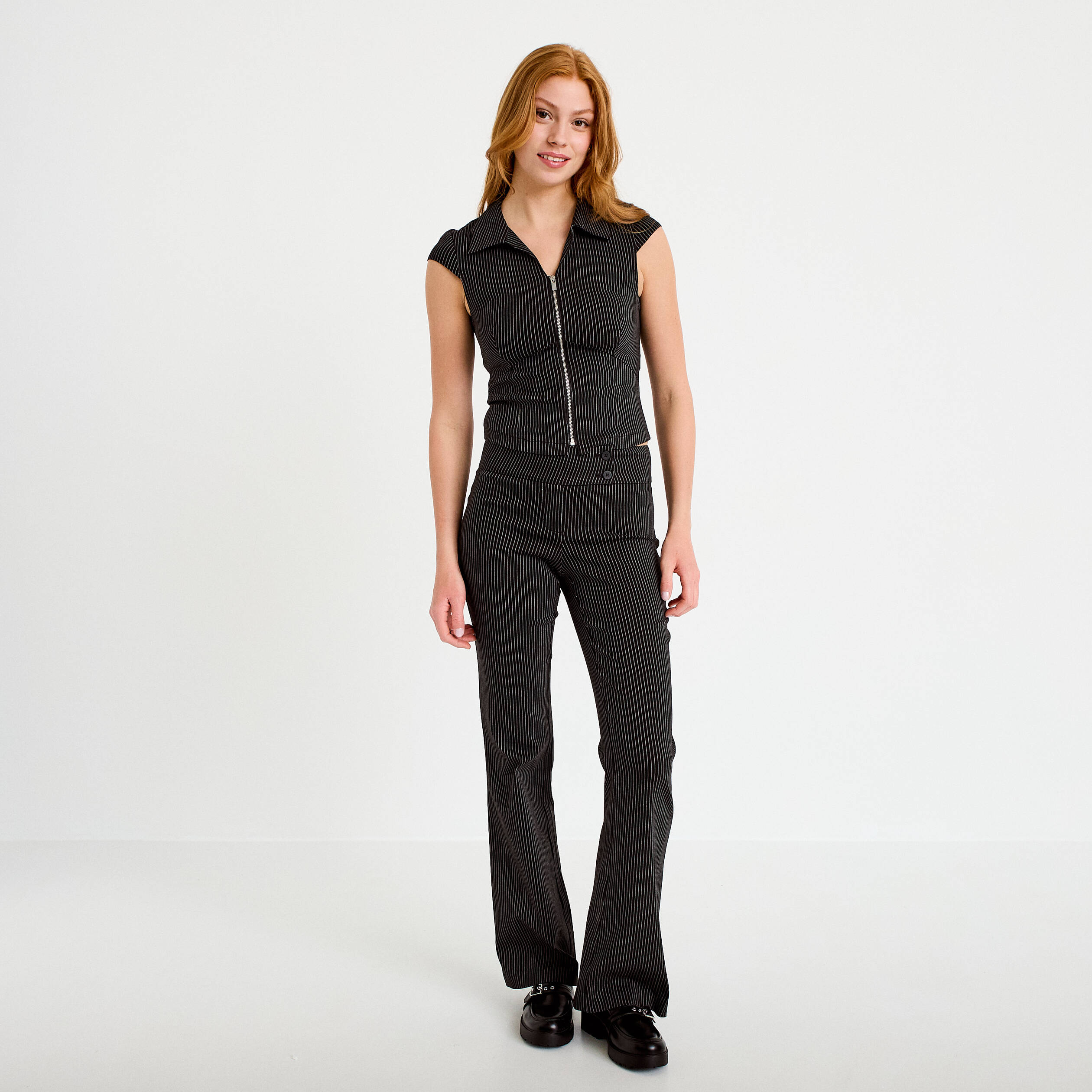 Pantalon bootcut taille basse noir femme