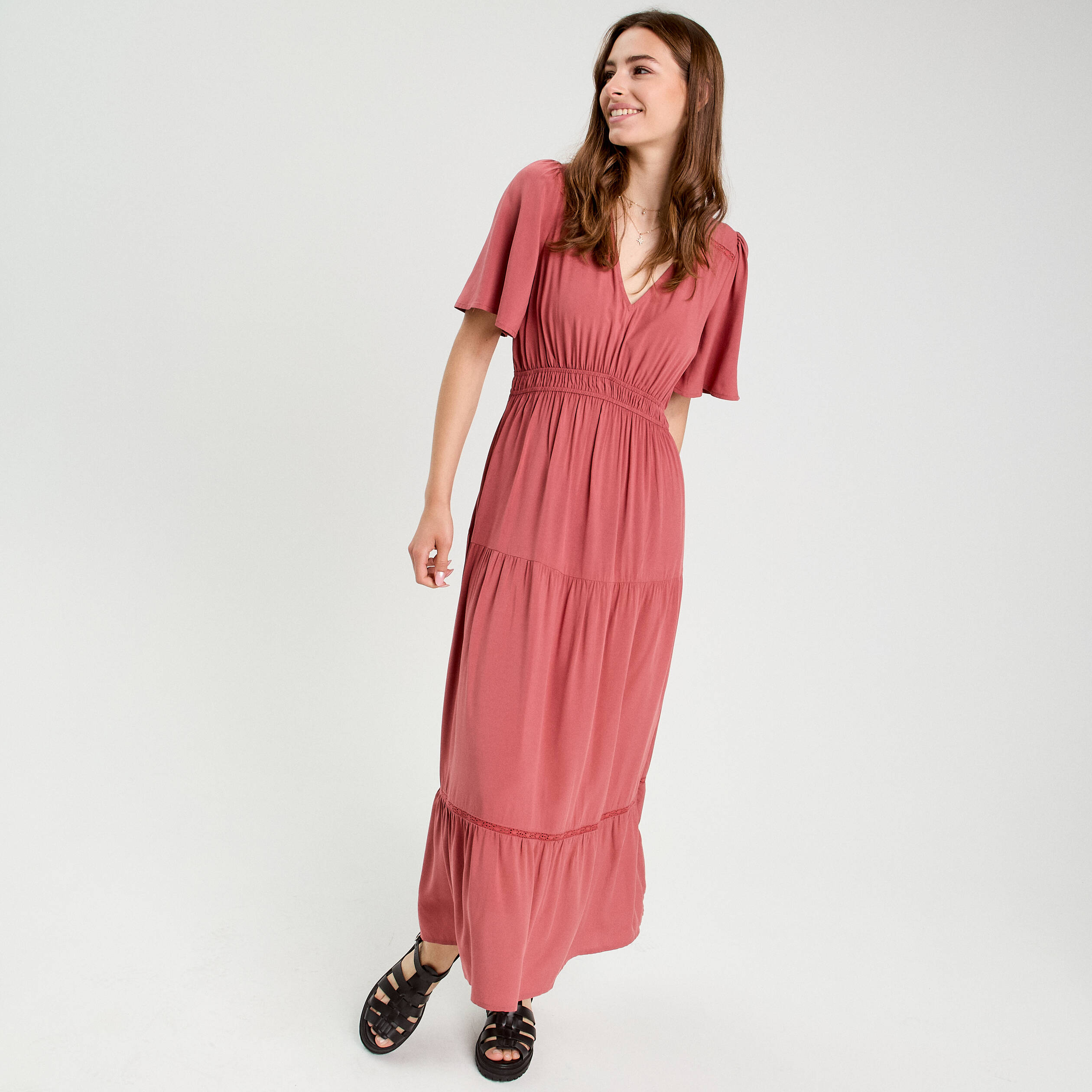 robe longue evasee vieux rose femme Robe longue évasée vieux rose femme