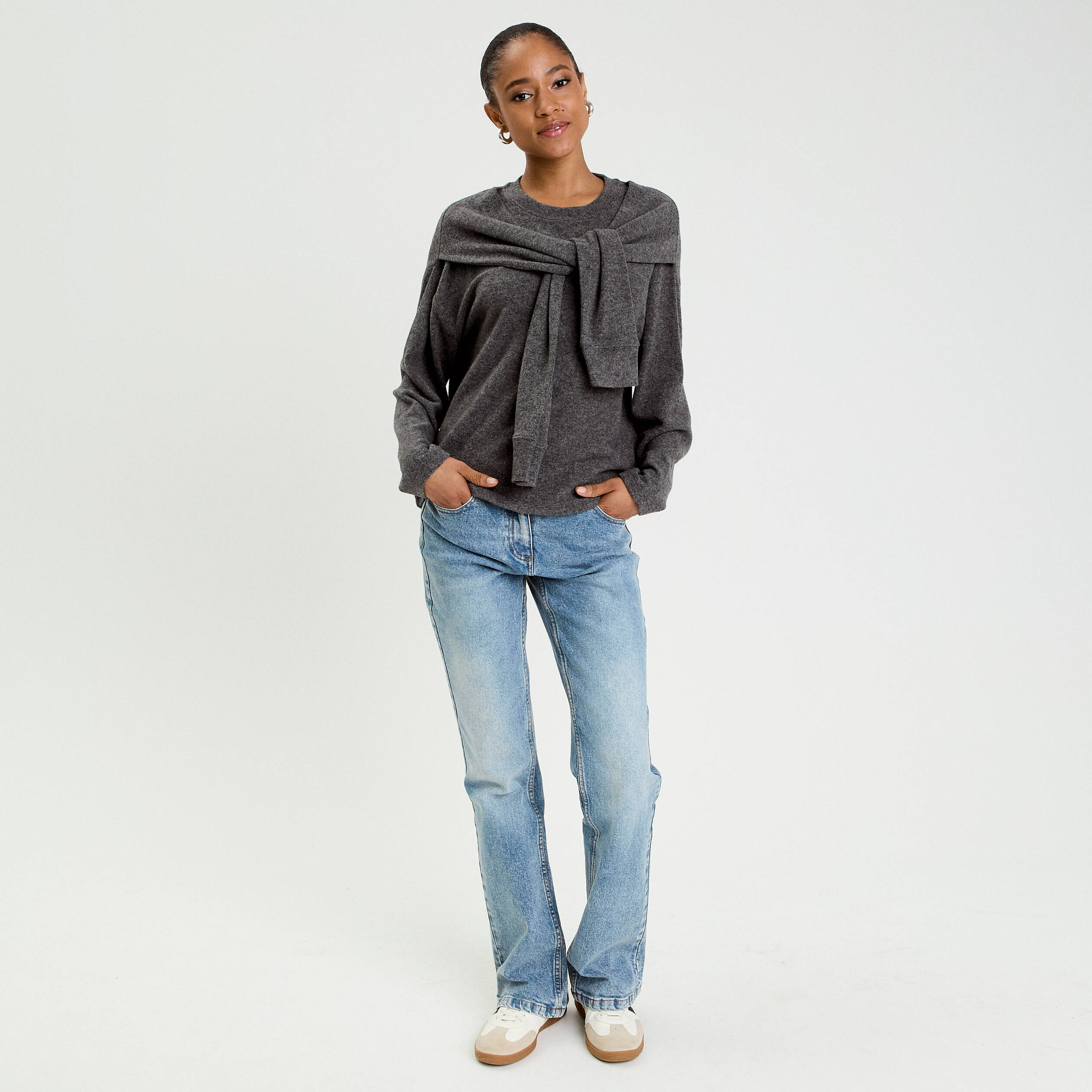 Pull effet 2-en-1 gris fonc&eacute; femme