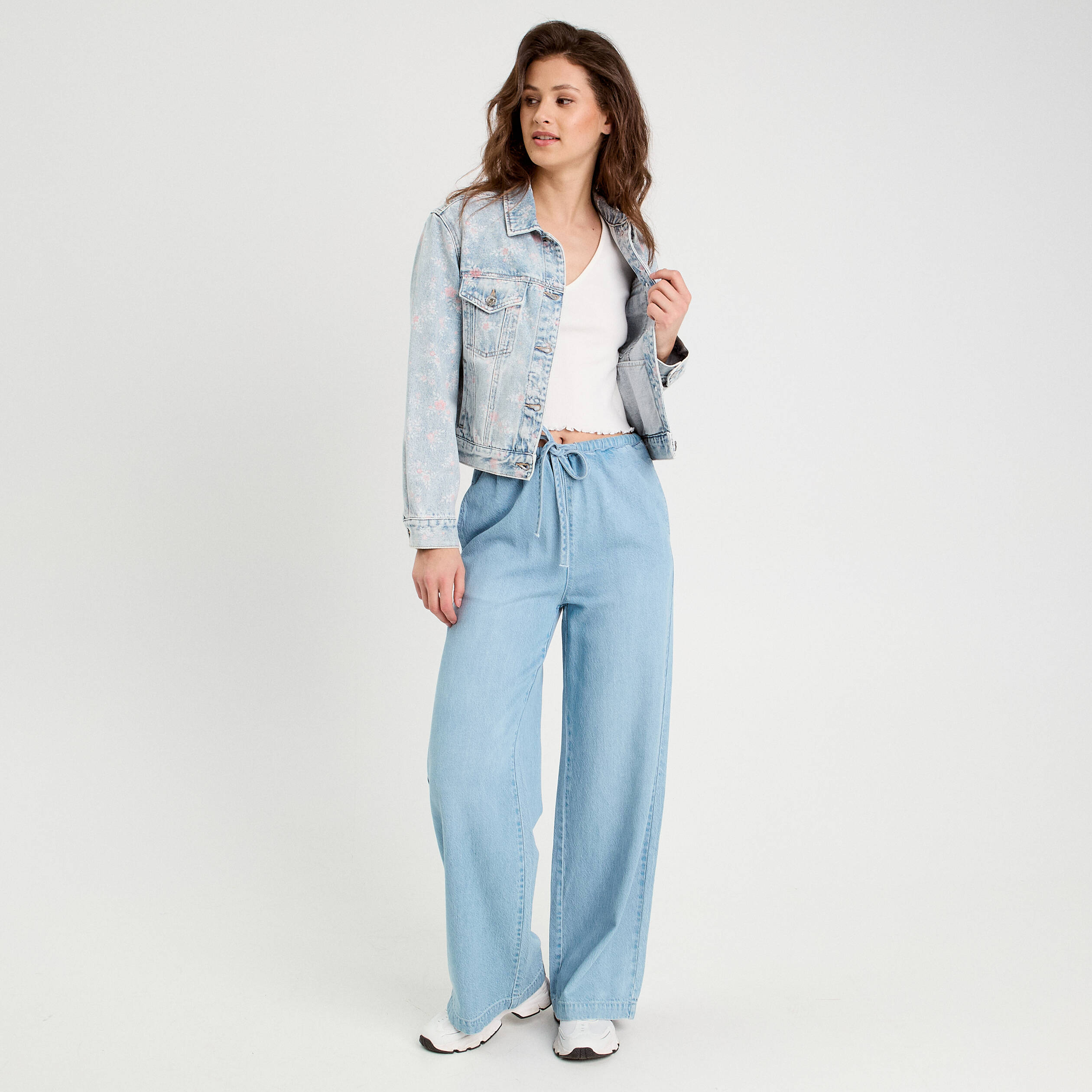 T-shirt c&ocirc;tel&eacute; manches courtes blanc femme