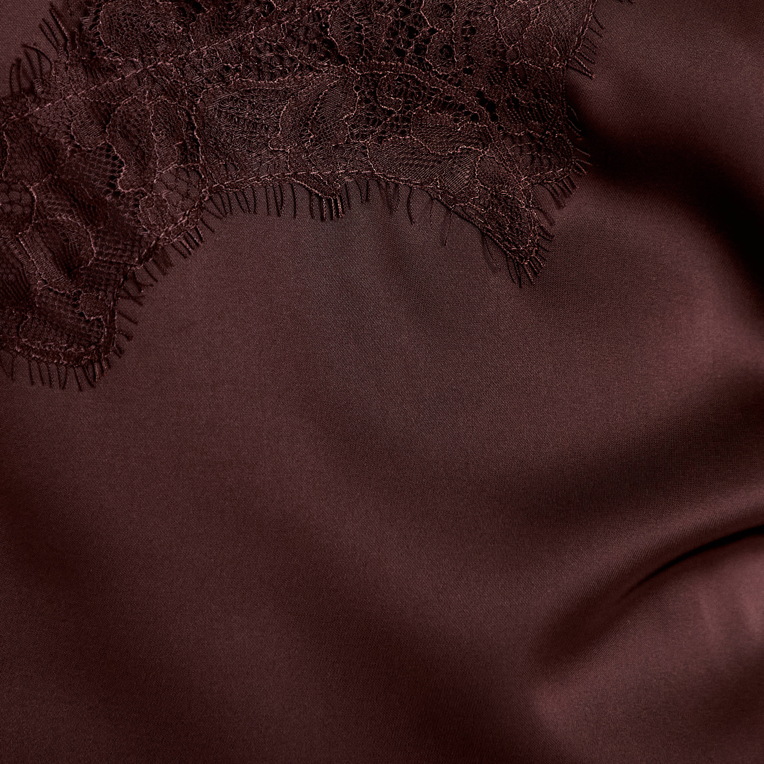 D&eacute;bardeur ajust&eacute; d&eacute;collet&eacute; dentelle marron fonc&eacute; femme